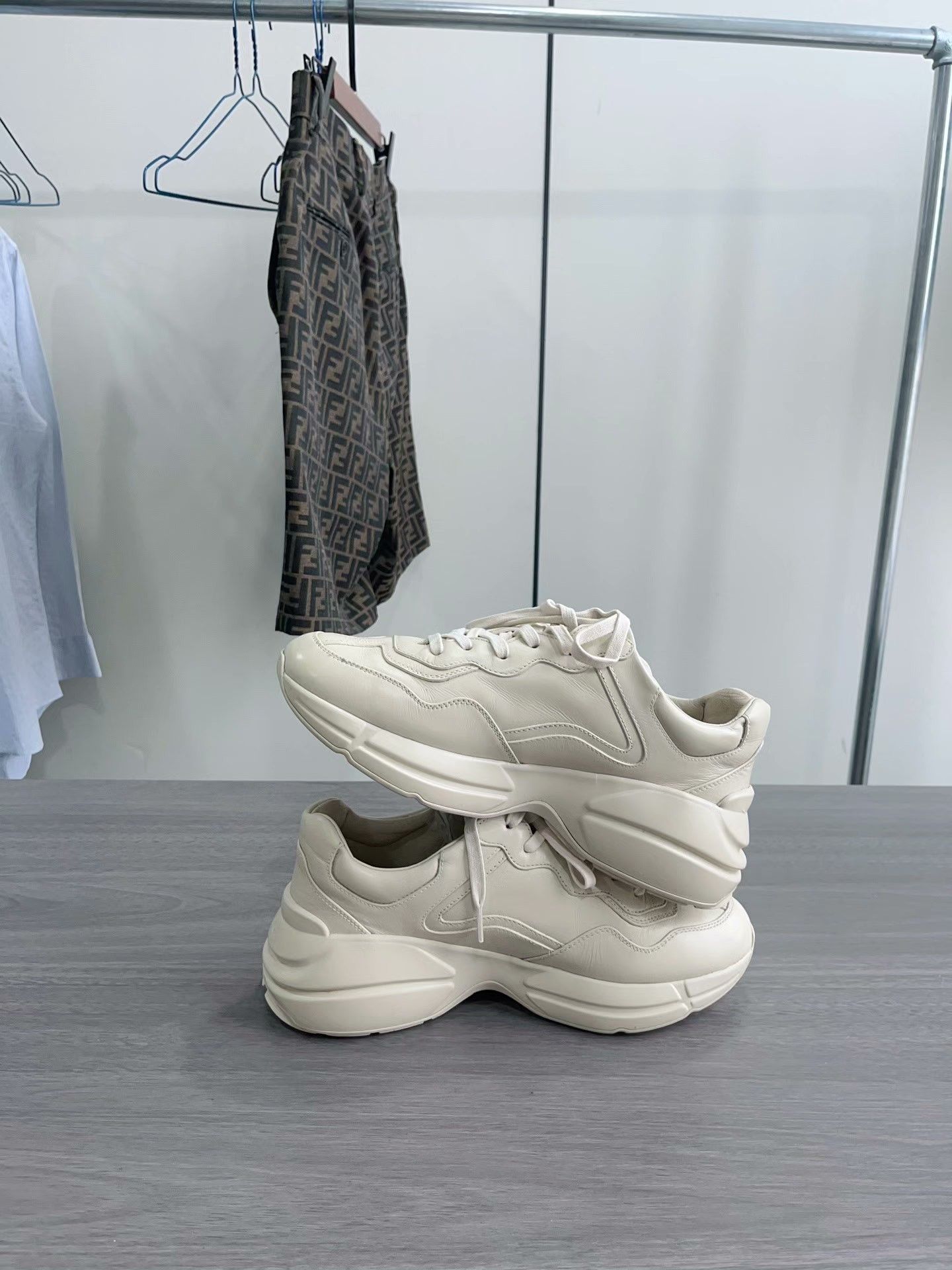 Gucci Gucci Dad Shoes Size 40 Size US 7 / EU 40 - 4 Thumbnail