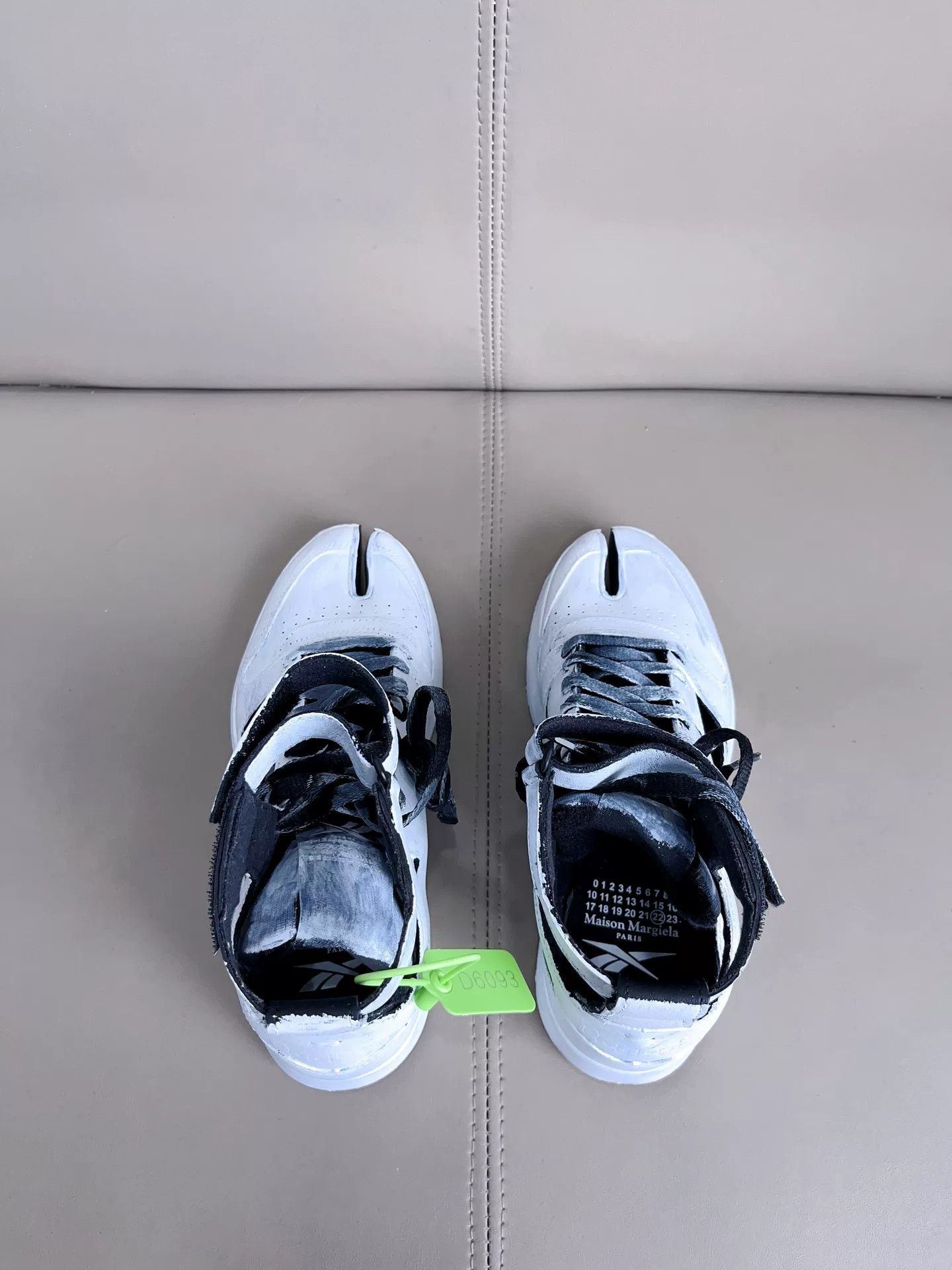 Maison Margiela Maison Margiela x Reebok Distressed High-Top Sneakers Size US 8 / EU 41 - 4 Thumbnail