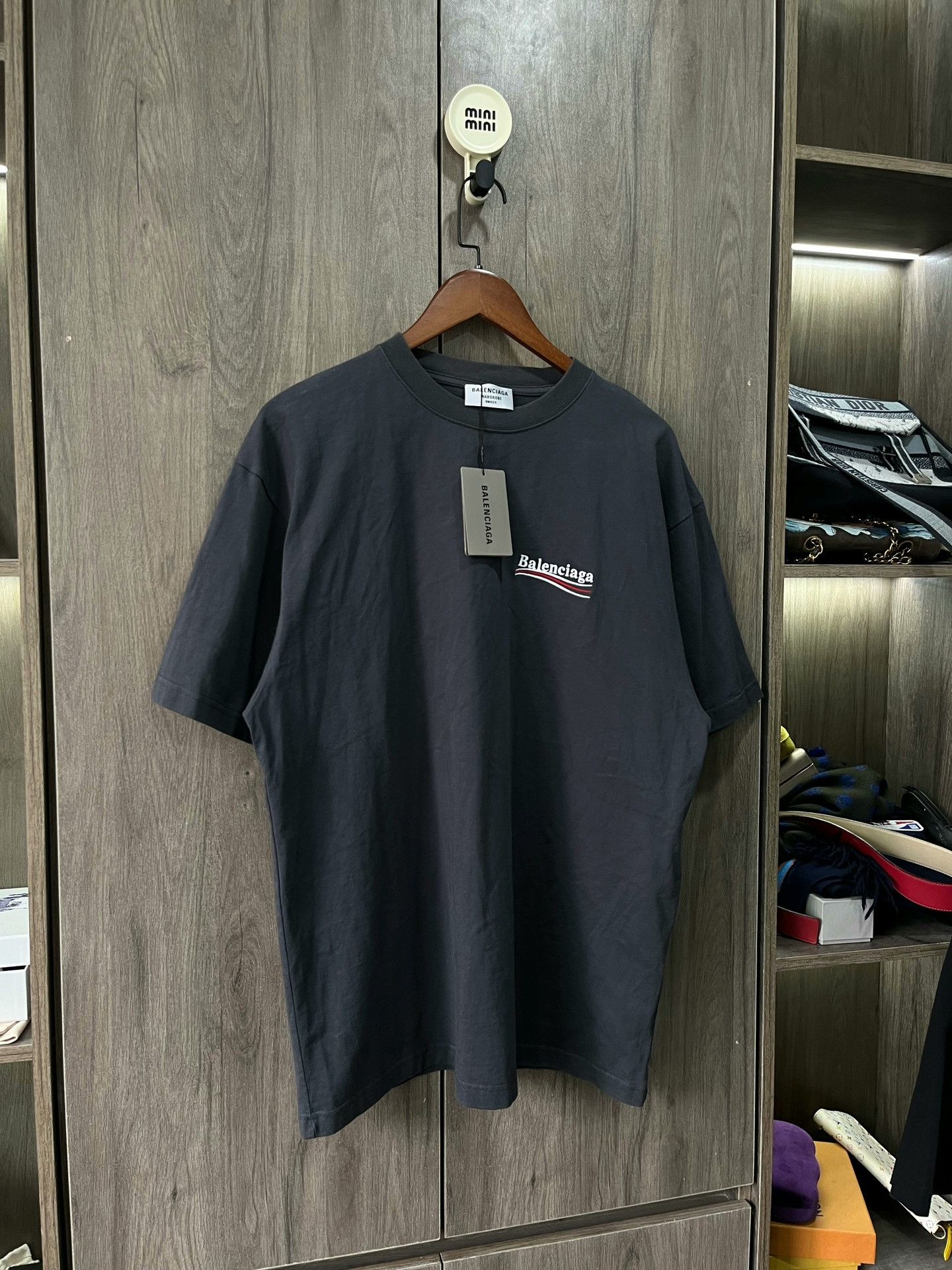 Balenciaga Balenciaga Gray Cola Embroidery T-shirt Size US M / EU 48-50 / 2 - 6 Thumbnail