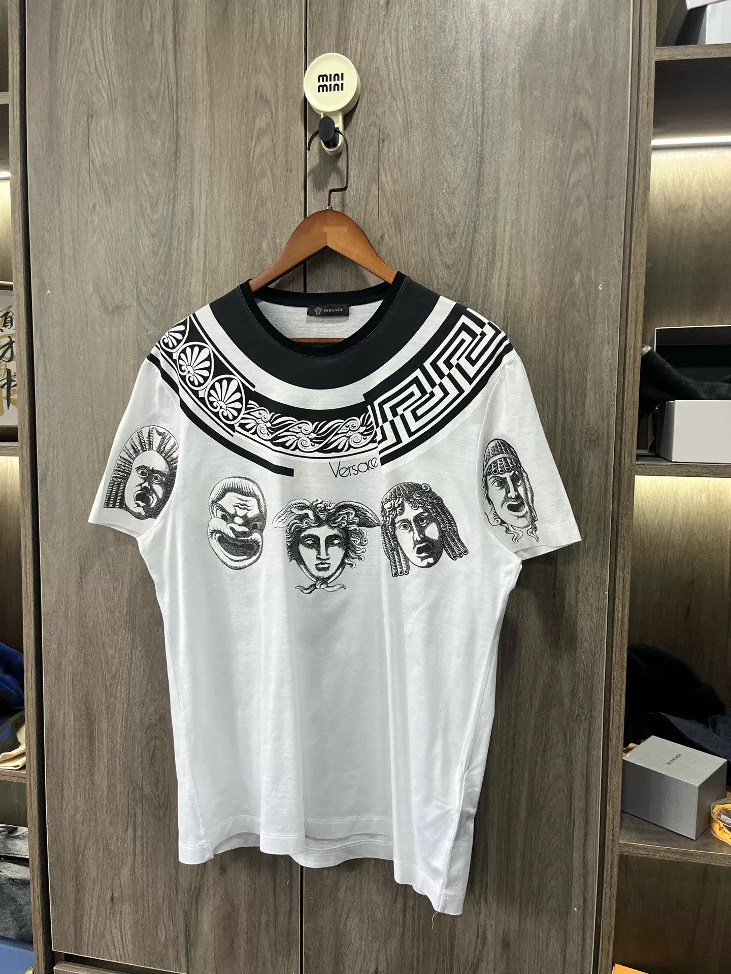 Versace Versace Men's Blue Greek Mythology Print T-shirt Size US M / EU 48-50 / 2 - 5 Thumbnail