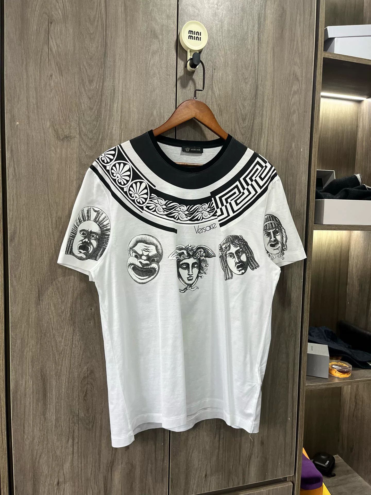 Versace Versace Men's Blue Greek Mythology Print T-shirt Size US M / EU 48-50 / 2 - 6 Thumbnail