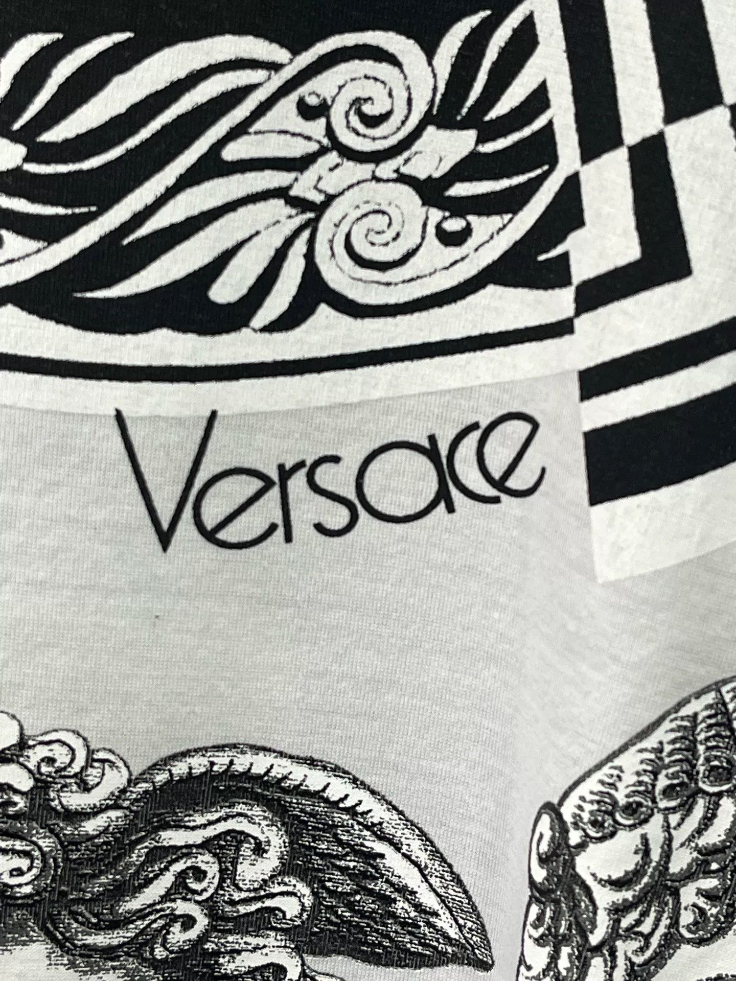 Versace Versace Men's Blue Greek Mythology Print T-shirt Size US M / EU 48-50 / 2 - 4 Thumbnail