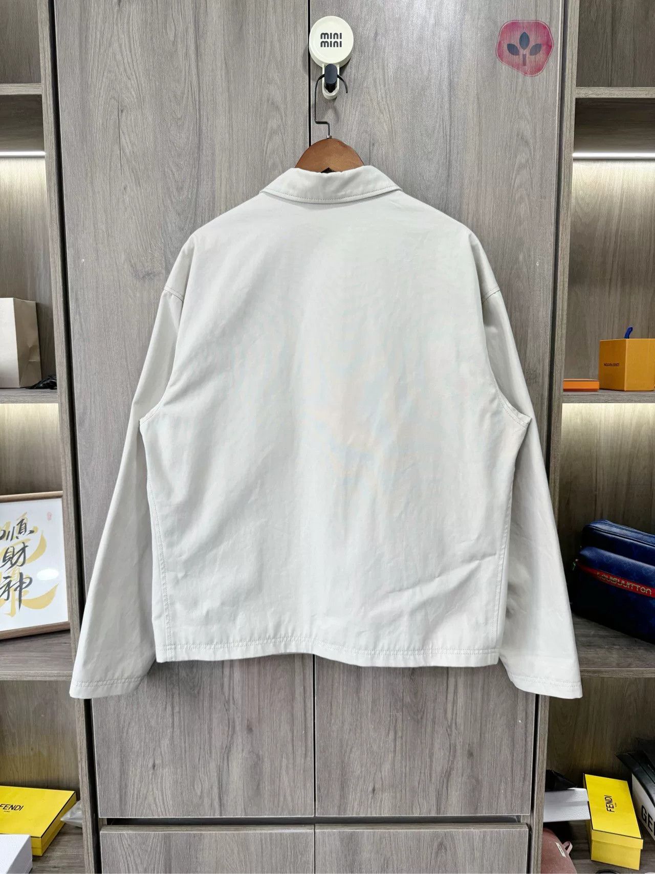 Louis Vuitton Louis Vuitton Embroidered Logo Utility Jacket Size US M / EU 48-50 / 2 - 2 Thumbnail