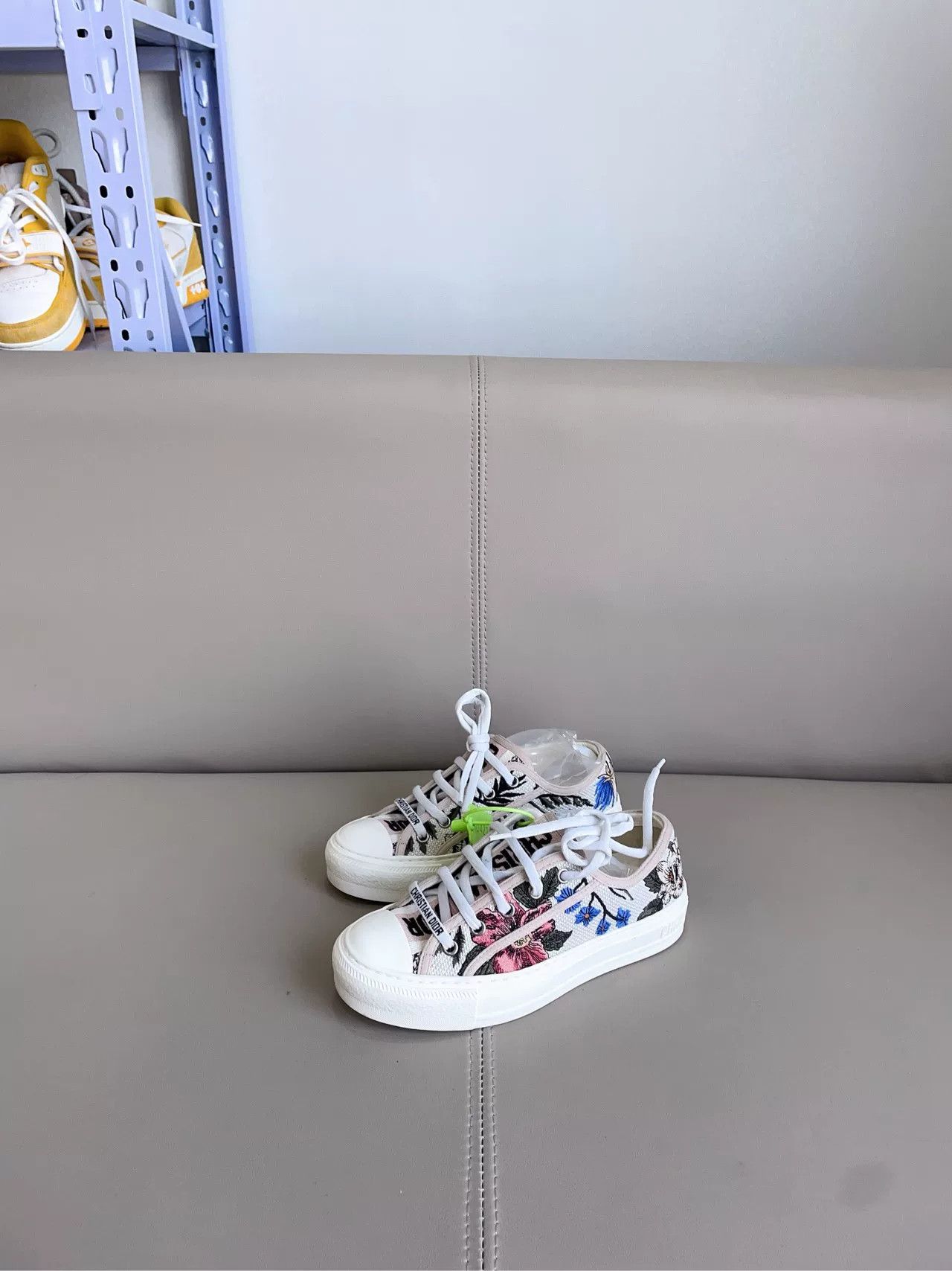 Dior Dior Floral Embroidery Sneakers Size US 4.5 / IT 34.5 - 2 Thumbnail