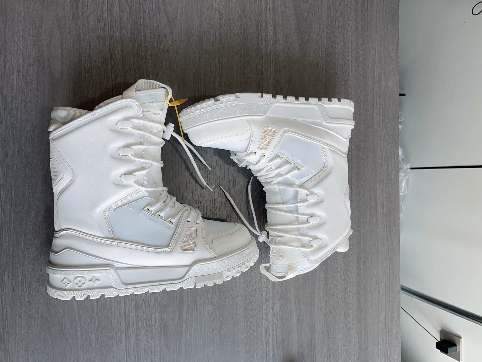 Louis Vuitton Louis Vuitton LV Trainer MAXI Snow Boots Size US 8 / EU 41 - 8 Thumbnail