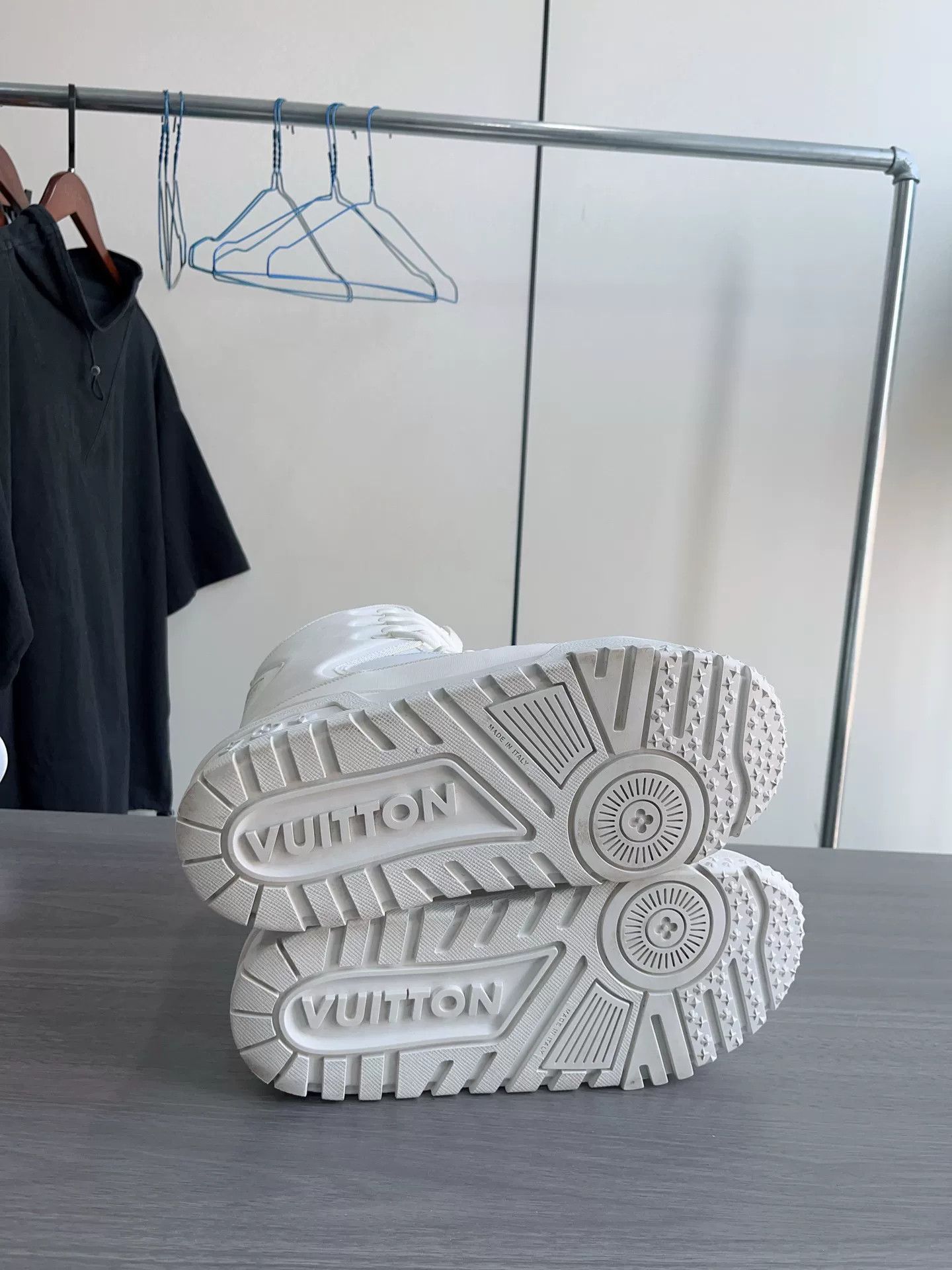 Louis Vuitton Louis Vuitton LV Trainer MAXI Snow Boots Size US 8 / EU 41 - 5 Thumbnail