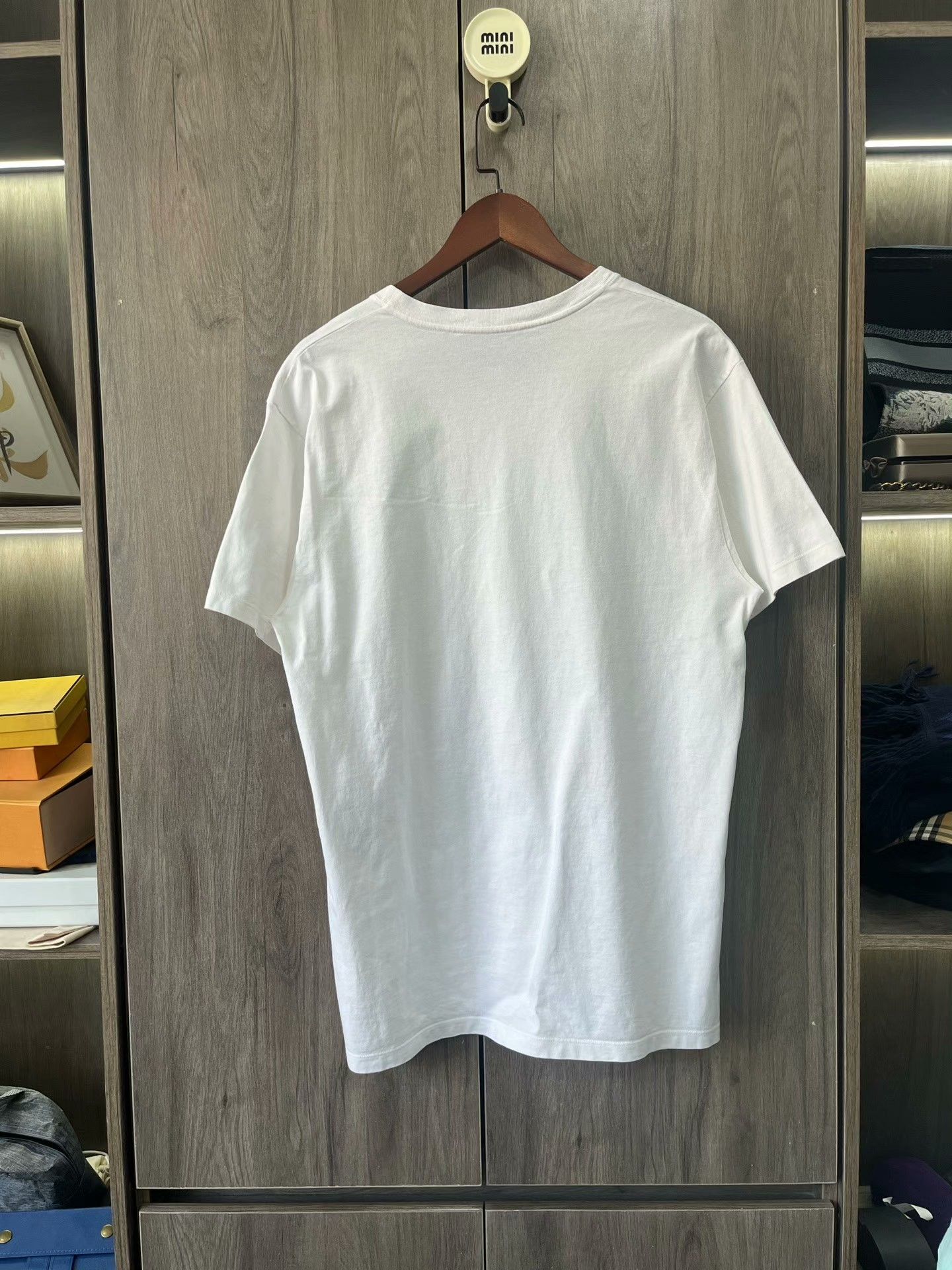 Gucci Gucci White Deer Short-Sleeve T-Shirt Size US S / EU 44-46 / 1 - 2 Thumbnail