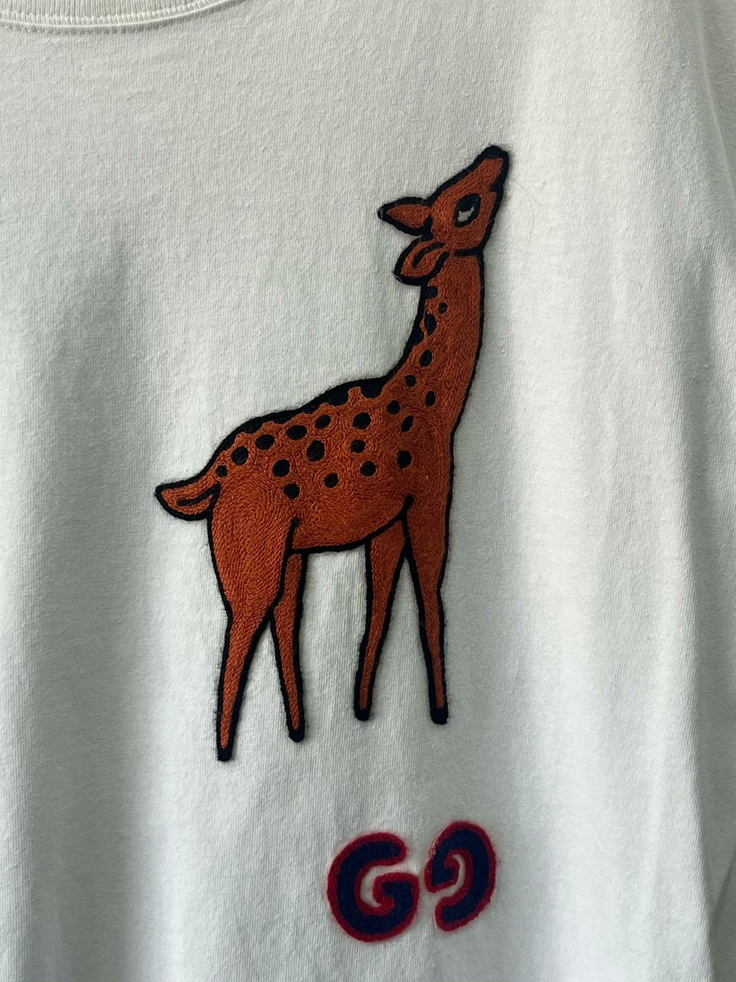 Gucci Gucci White Deer Short-Sleeve T-Shirt Size US S / EU 44-46 / 1 - 6 Thumbnail