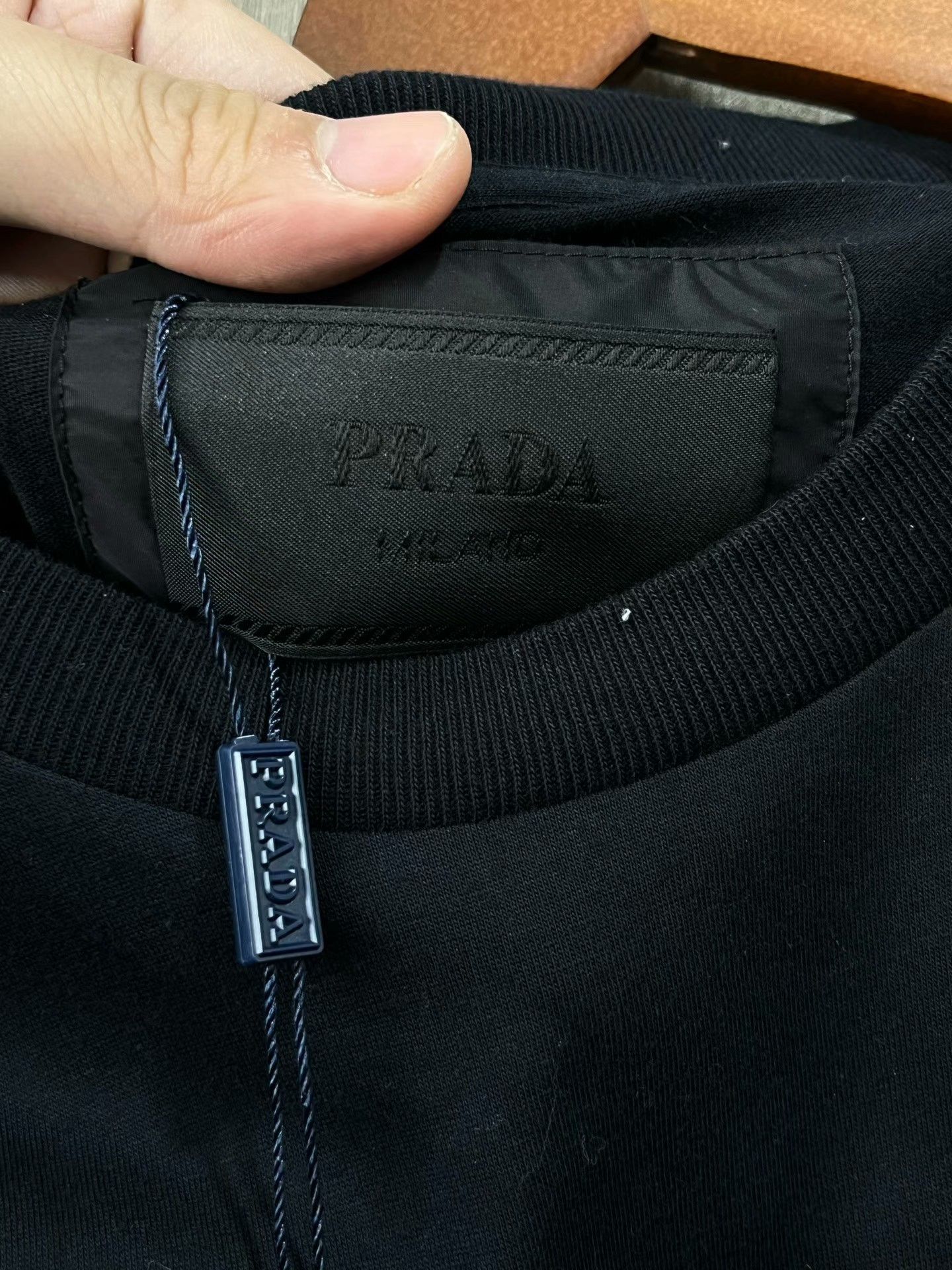 Prada Prada Triangle Logo Short Sleeve Size US M / EU 48-50 / 2 - 8 Thumbnail