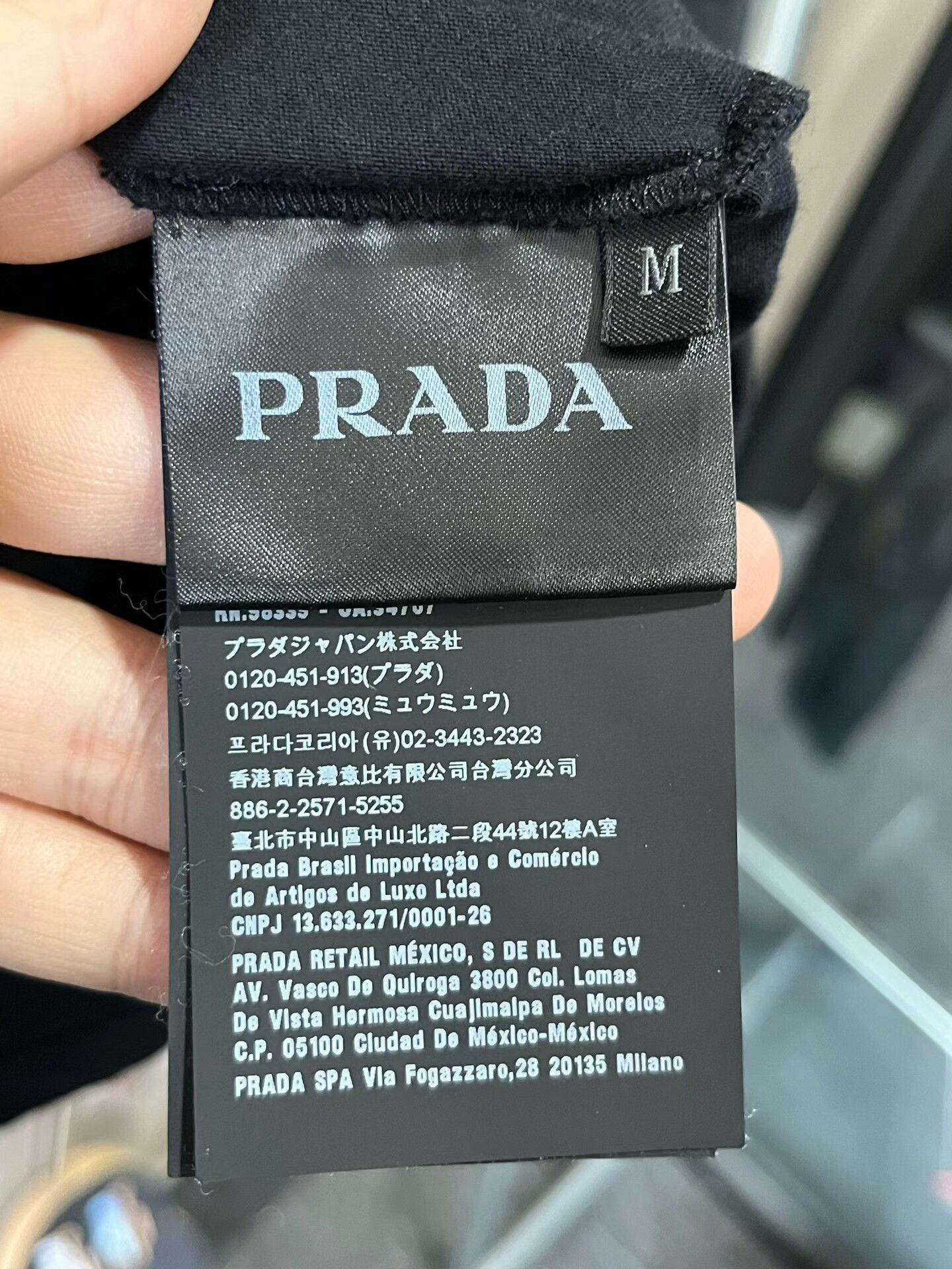 Prada Prada Triangle Logo Short Sleeve Size US M / EU 48-50 / 2 - 4 Thumbnail