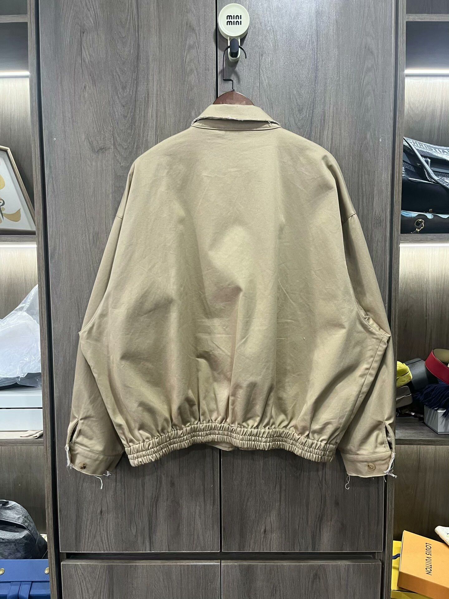 Miu Miu MIU MIU SS22 Solid Logo Zip Casual Jacket Size M / US 6-8 / IT 42-44 - 2 Thumbnail