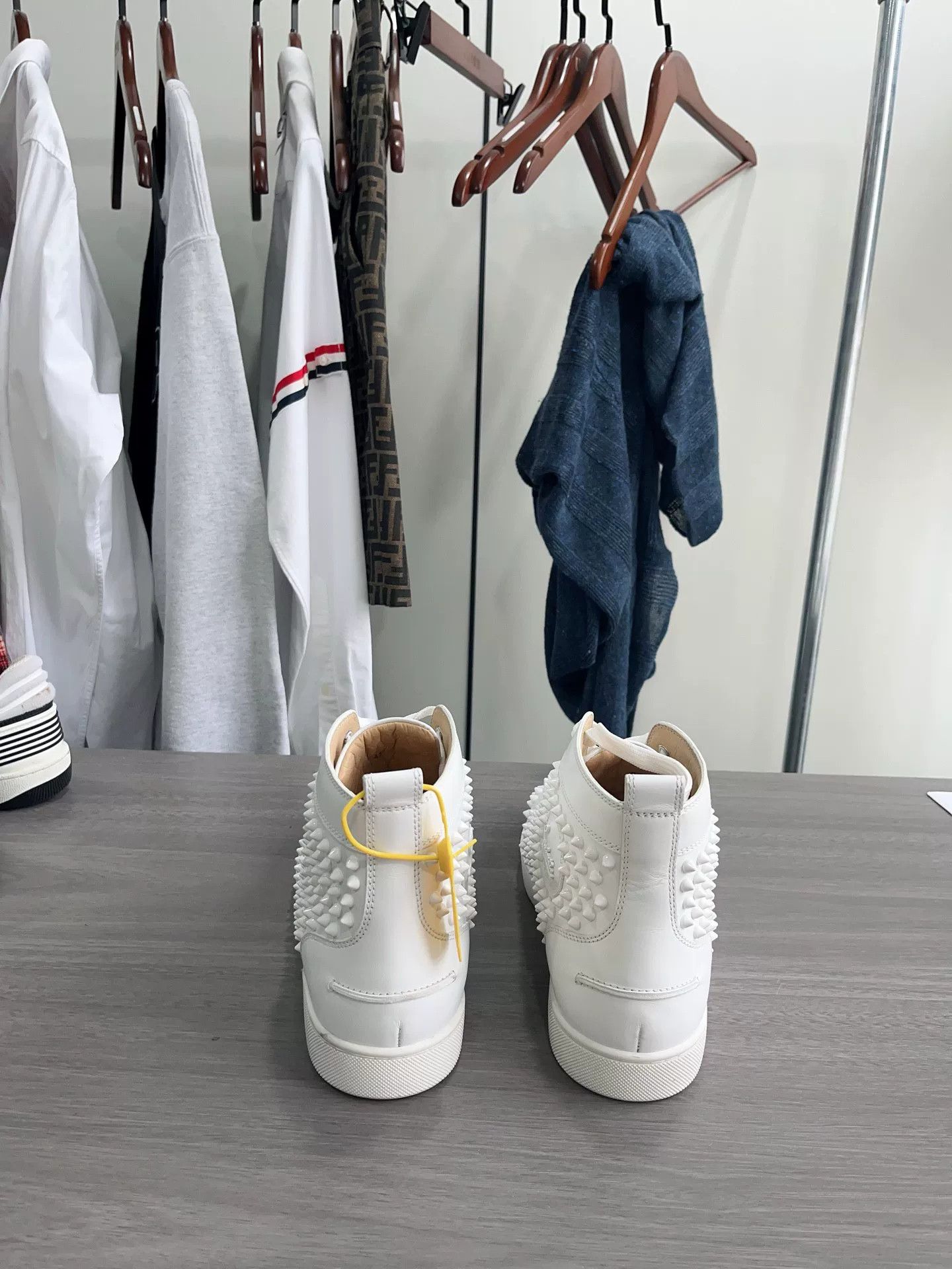 Christian Louboutin Christian Louboutin White High-Top Spiked Sneakers Size US 10 / EU 43 - 2 Thumbnail