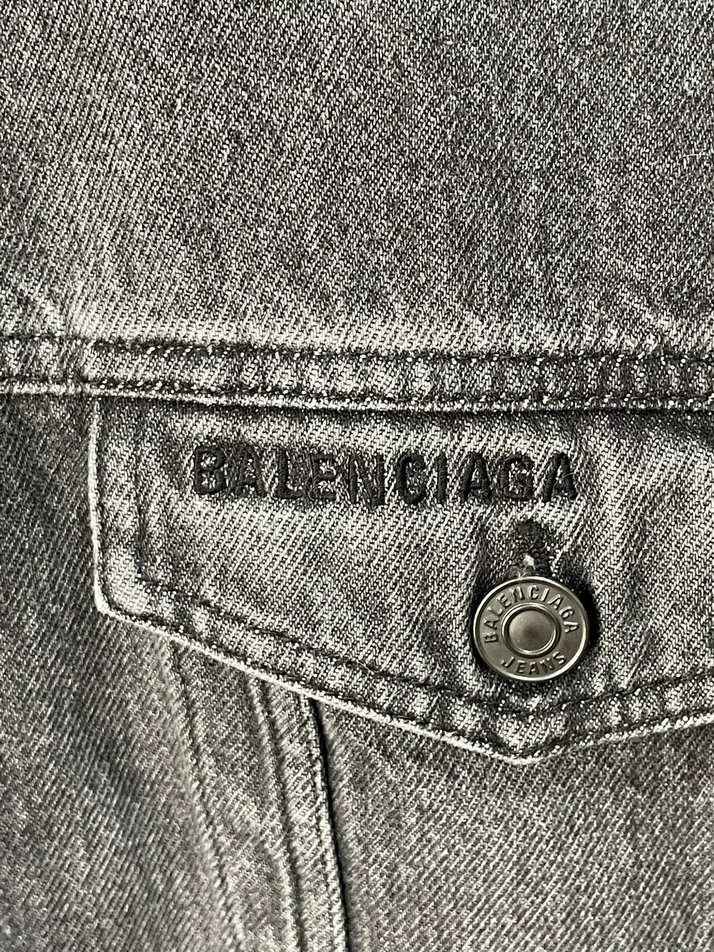 Balenciaga Balenciaga Black White Patchwork Denim Jacket Size US M / EU 48-50 / 2 - 2 Thumbnail