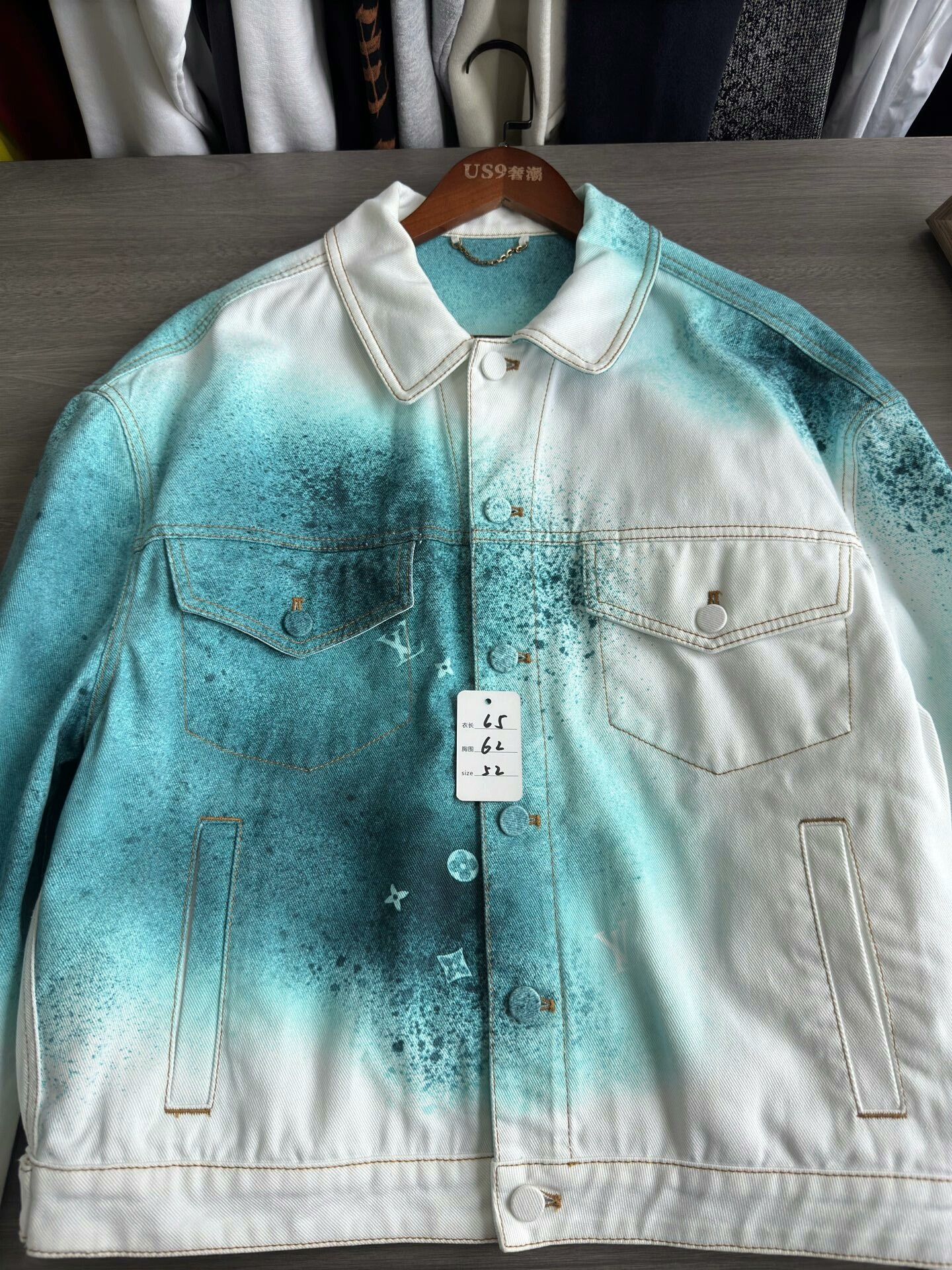 Louis Vuitton Louis Vuitton Starry Monogram Denim Jacket Size US L / EU 52-54 / 3 - 9 Thumbnail