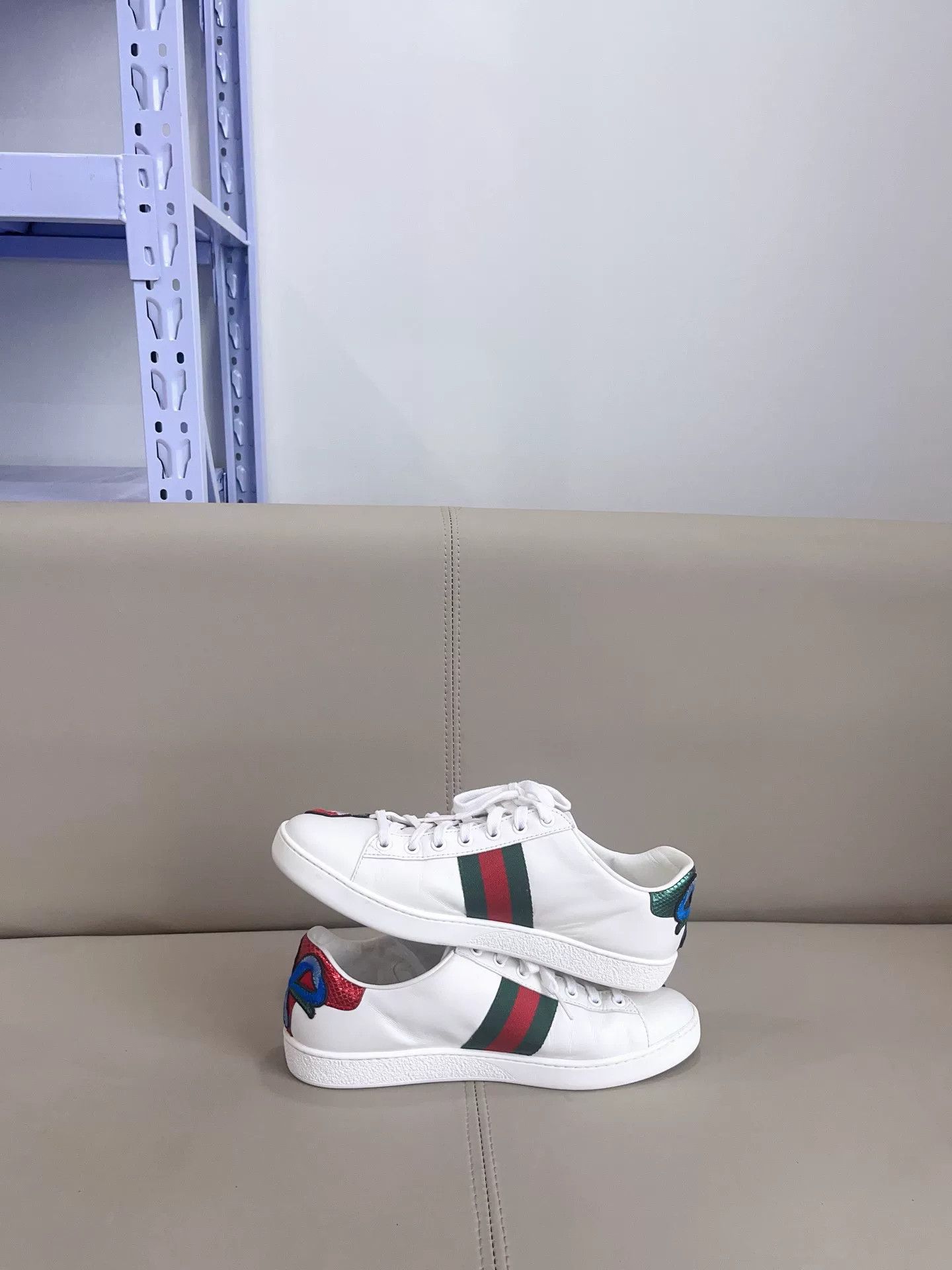 Gucci Gucci Coral Snake White Sneakers Size US 8 / IT 38 - 3 Thumbnail