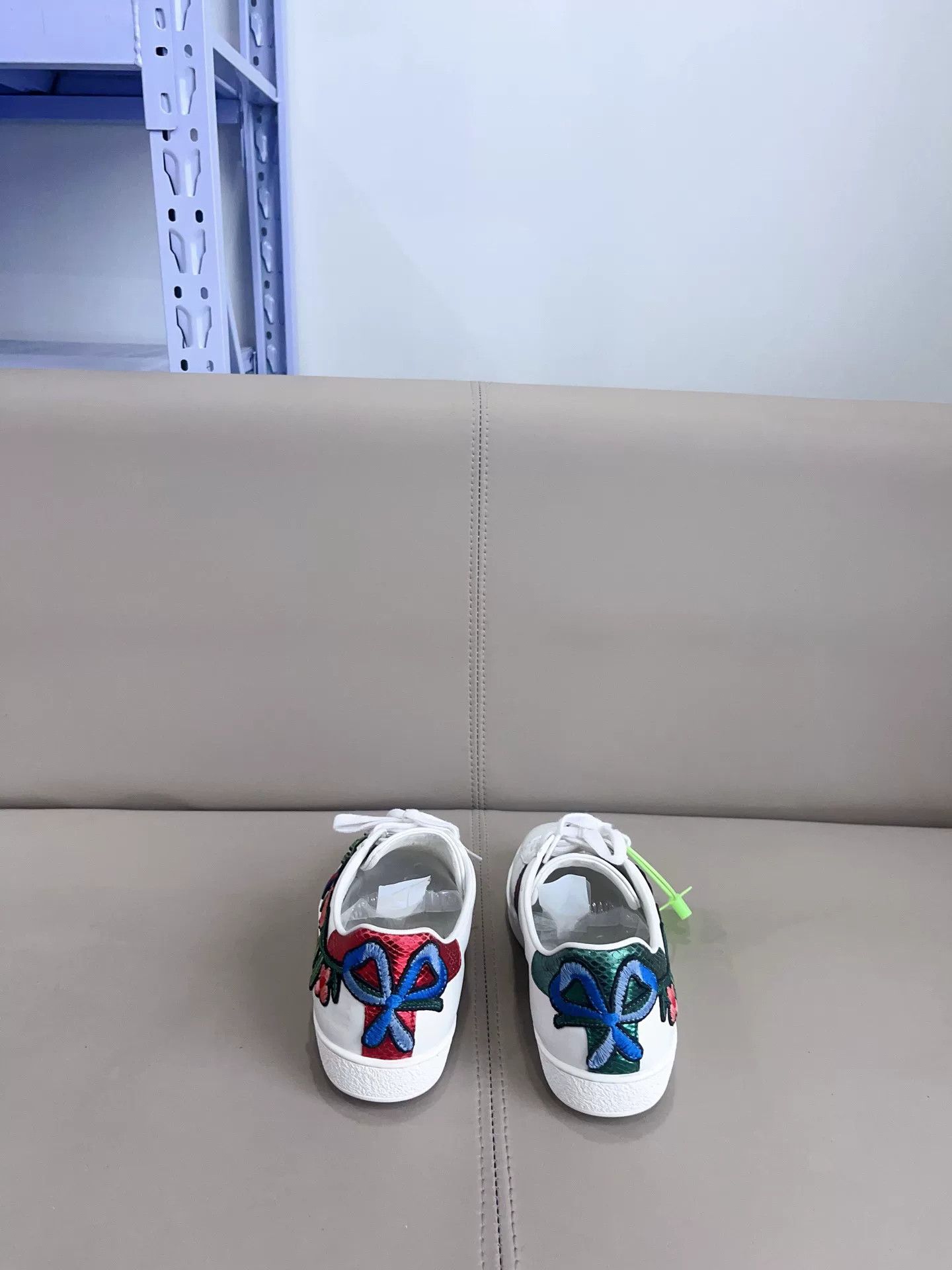Gucci Gucci Coral Snake White Sneakers Size US 8 / IT 38 - 5 Thumbnail