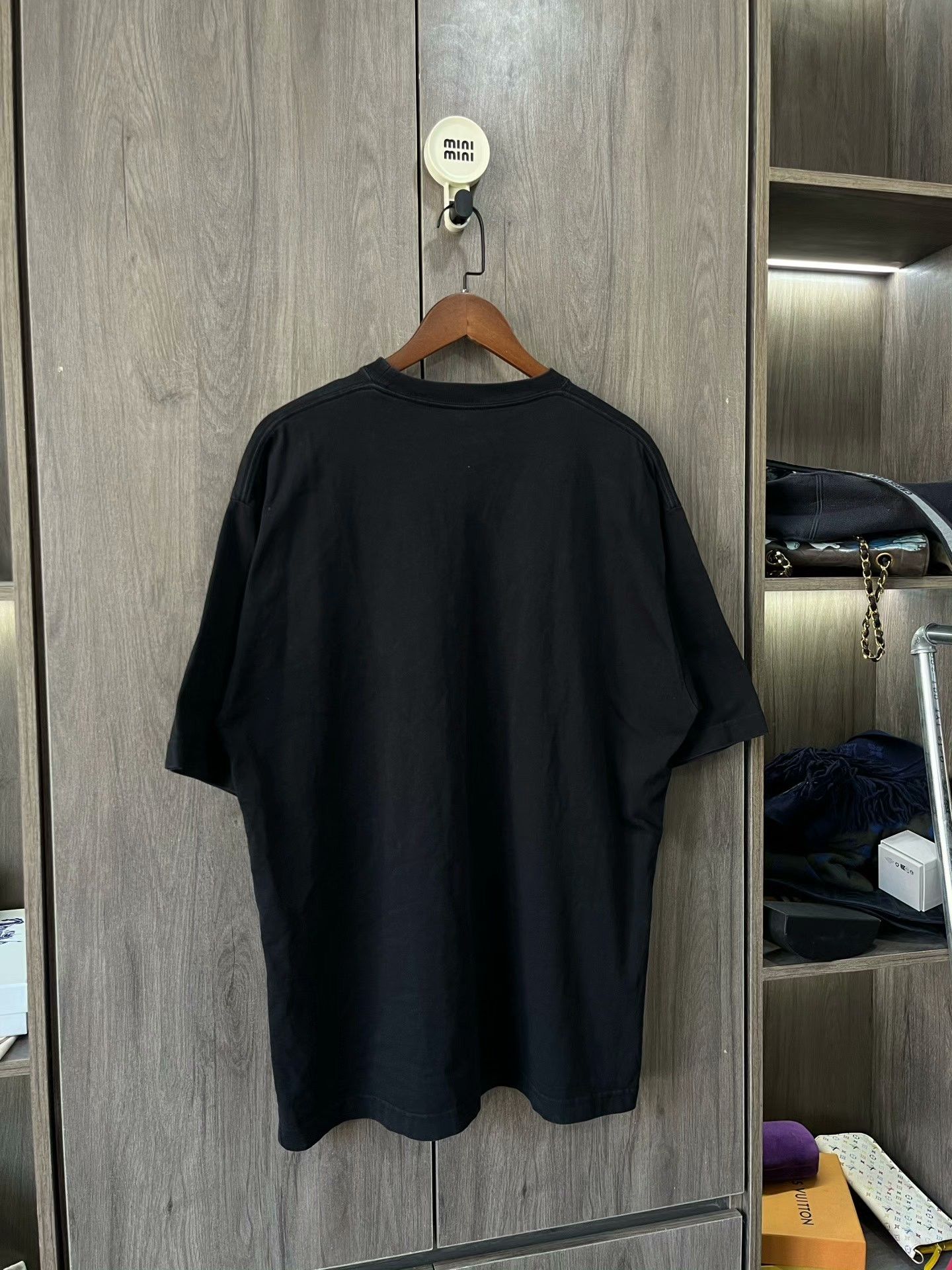 Balenciaga Balenciaga Mastercard Short Sleeve T-shirt Size US M / EU 48-50 / 2 - 3 Thumbnail