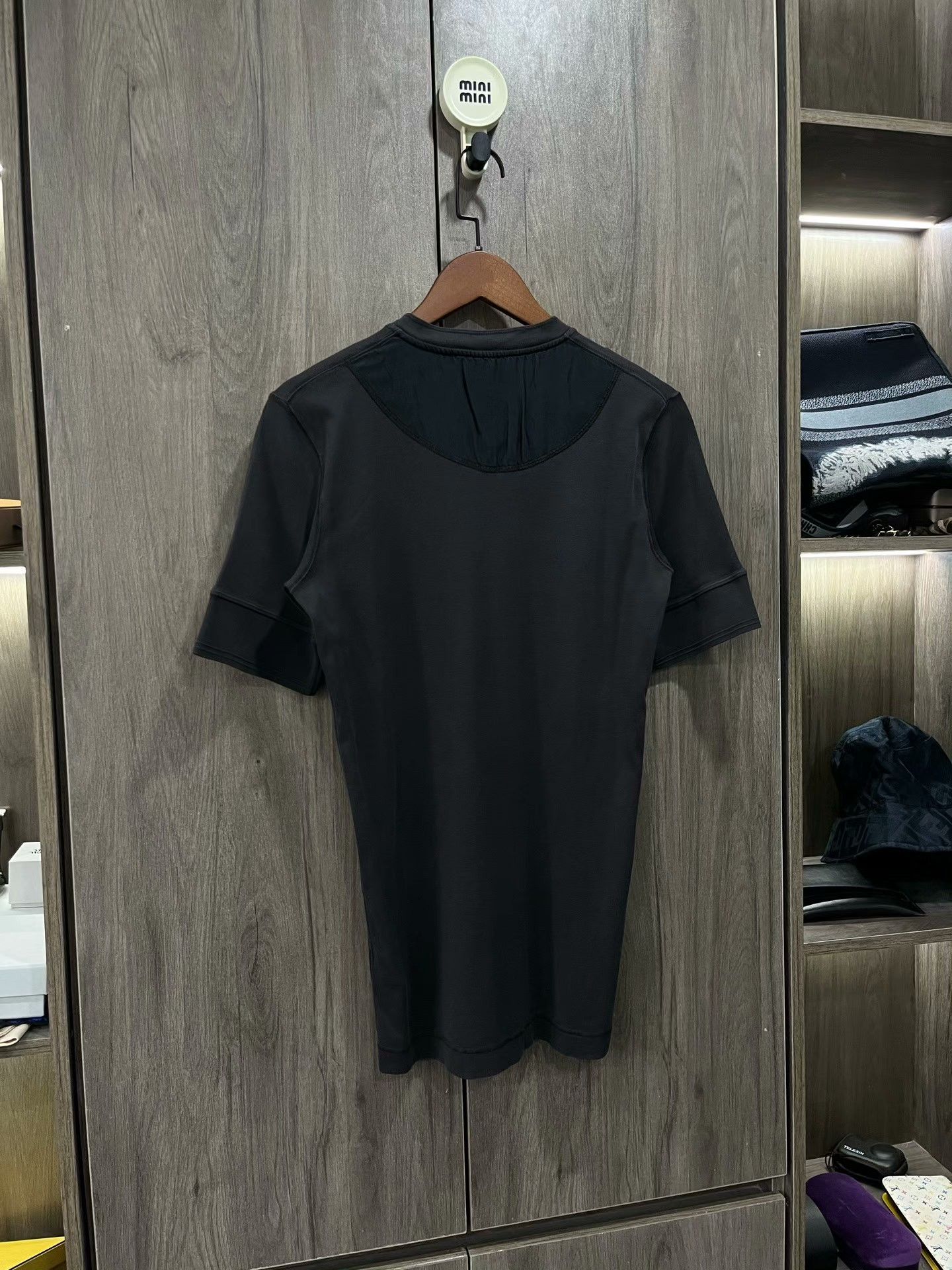 Dolce & Gabbana Dolce & Gabbana Short-Sleeve Top Size US M / EU 48-50 / 2 - 3 Thumbnail