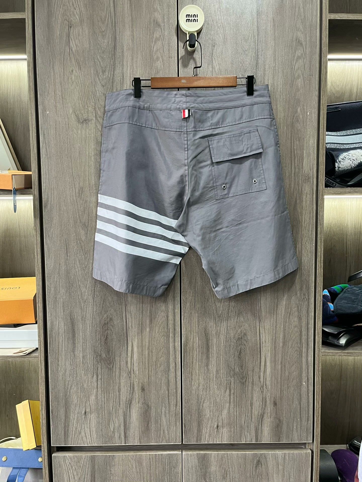 Thom Browne Thom Browne Four Stripe Nylon Shorts Size US 26 / EU 42 - 2 Thumbnail