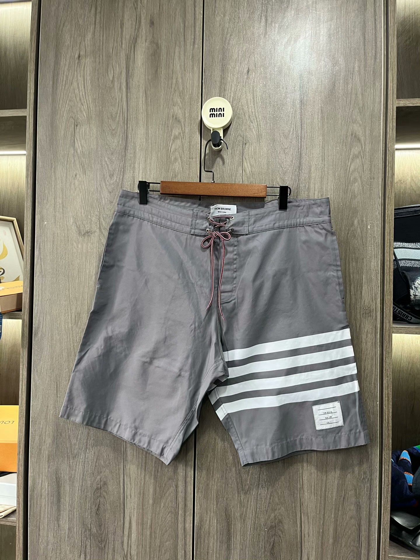 Thom Browne Thom Browne Four Stripe Nylon Shorts Size US 26 / EU 42 - 5 Thumbnail