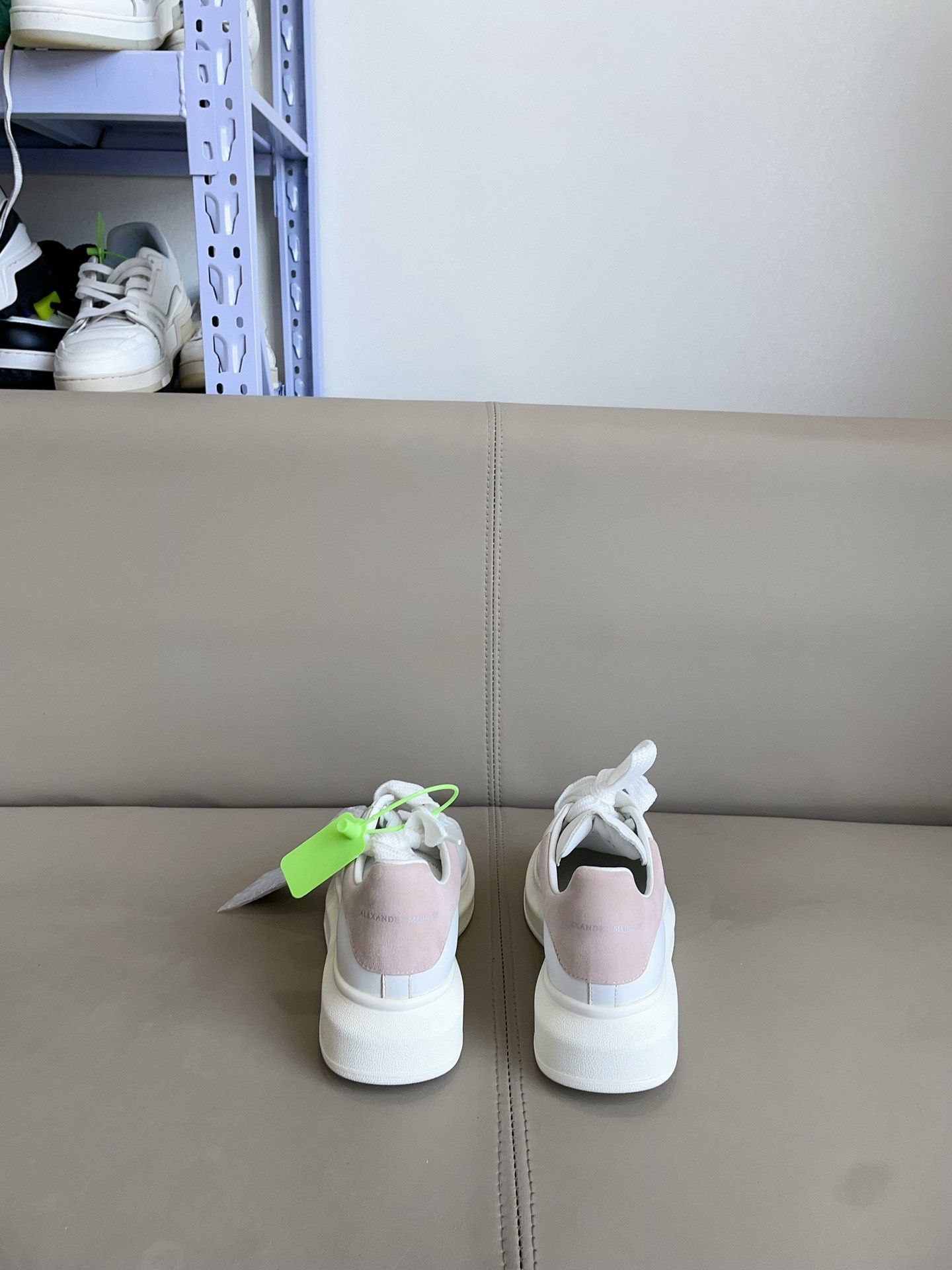 Alexander McQueen Alexander McQueen Pink Tail Shoes Size US 4 / IT 34 - 4 Thumbnail