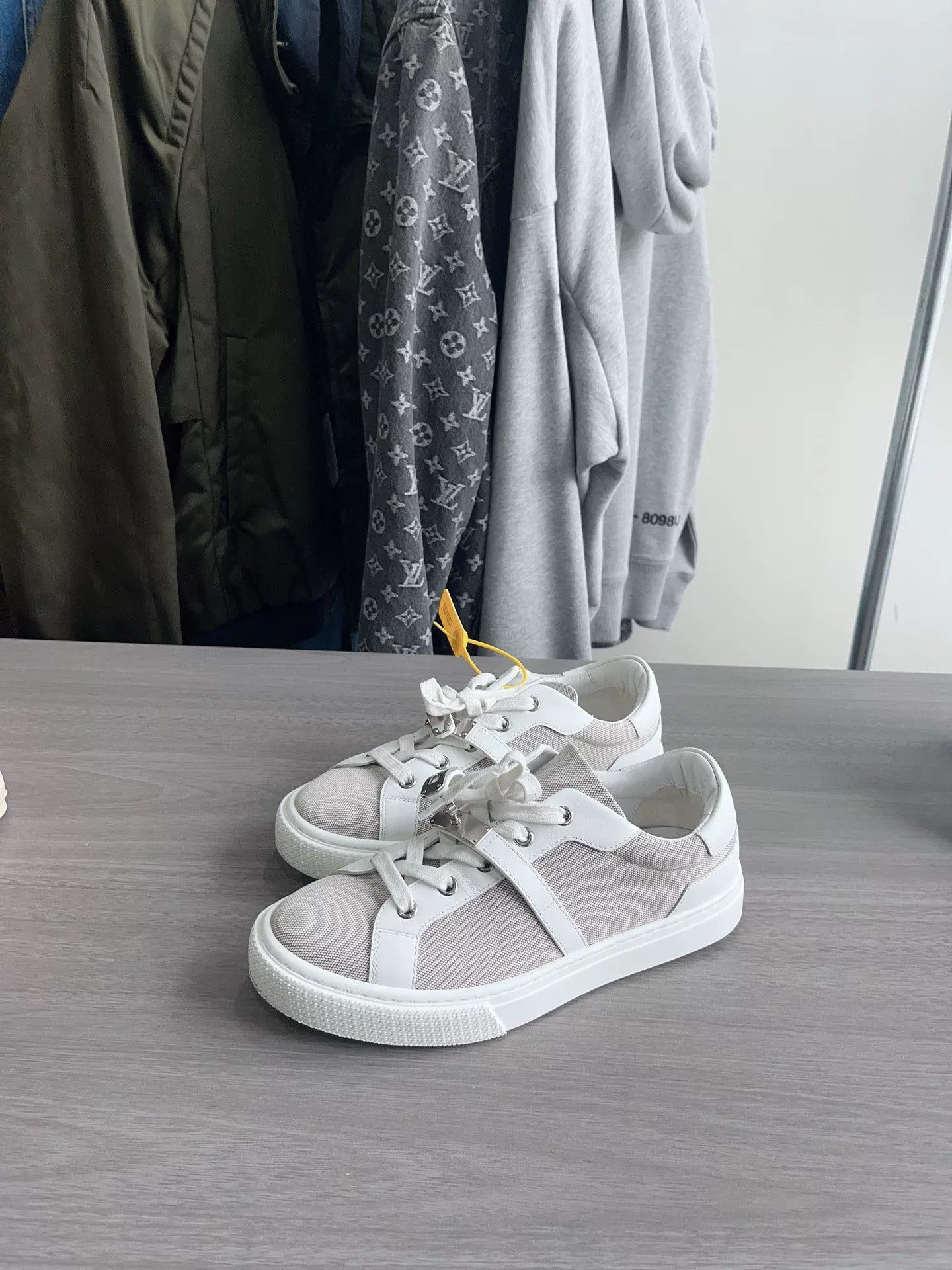 Hermes Hermes Day Kelly Buckle Flat Sneakers Size US 6.5 / IT 36.5 - 4 Thumbnail