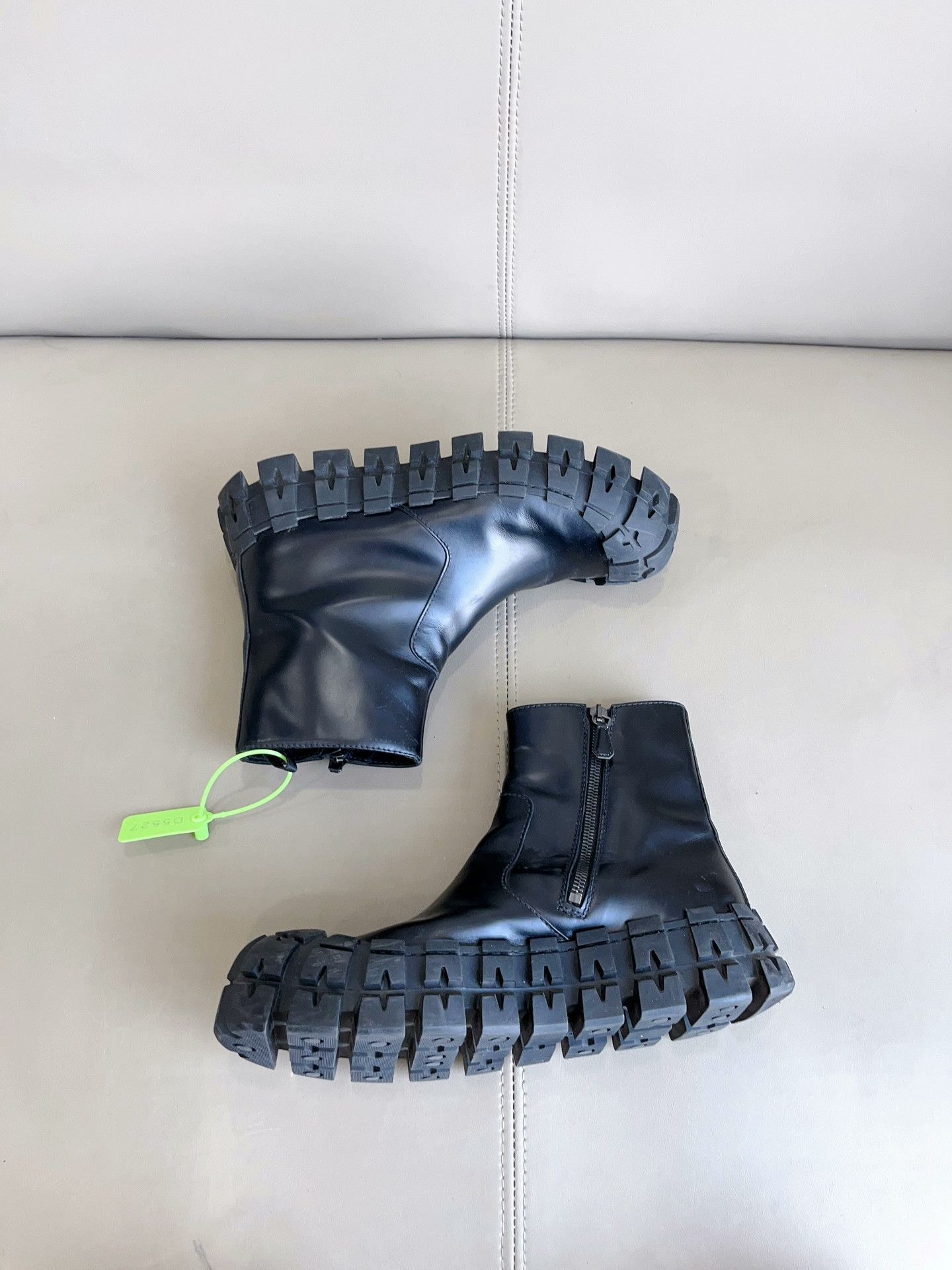 Prada Prada High-Top Tire Derby Shoes 41 Size US 8 / EU 41 - 8 Thumbnail