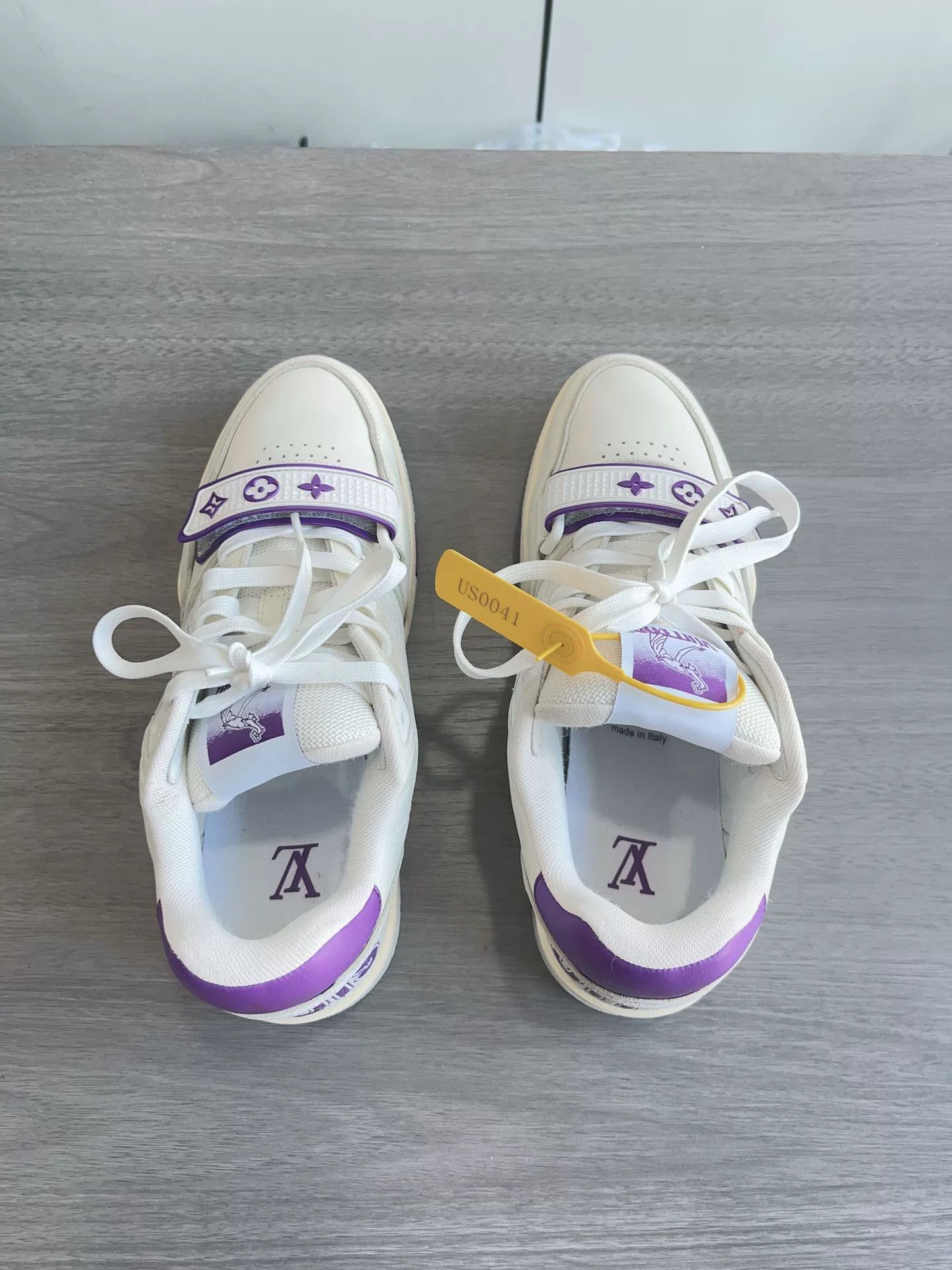 Louis Vuitton Louis Vuitton LV Trainer White Purple Velcro Size US 7.5 / EU 40-41 - 3 Thumbnail