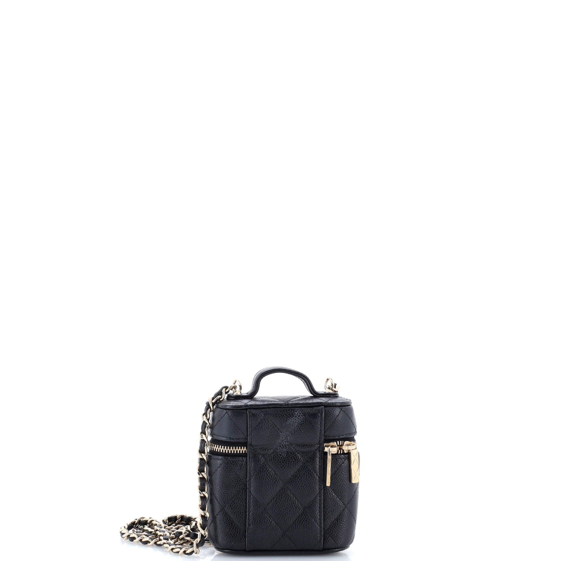Chanel Handle with Care Vanity Case with Chain Size ONE SIZE - 3 Thumbnail