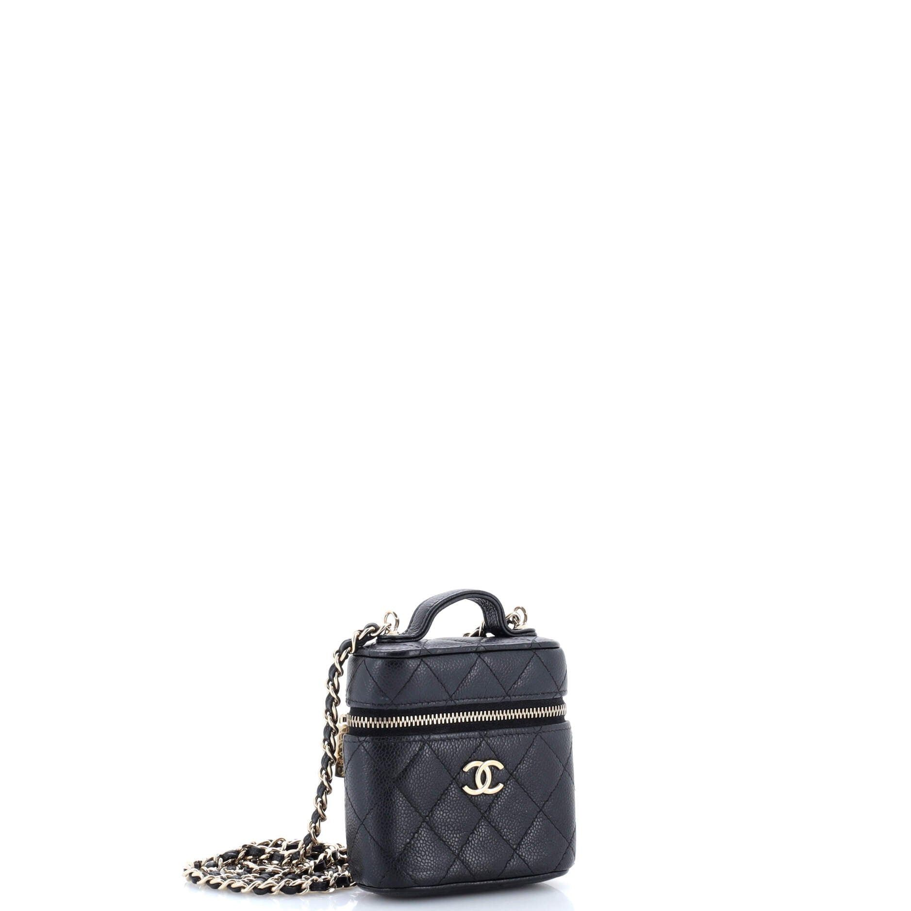 Chanel Handle with Care Vanity Case with Chain Size ONE SIZE - 2 Thumbnail