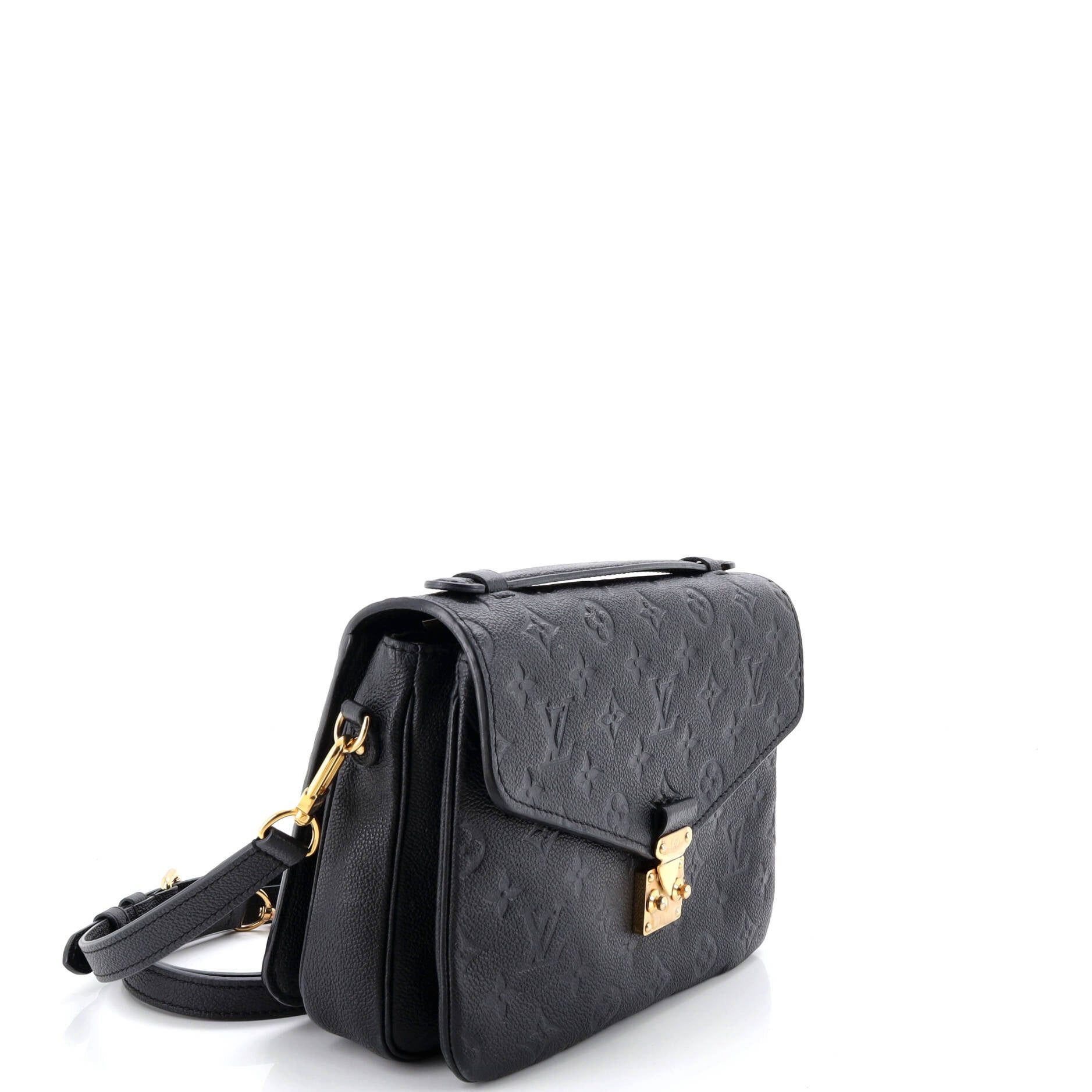 Louis Vuitton Pochette Metis Size ONE SIZE - 2 Thumbnail