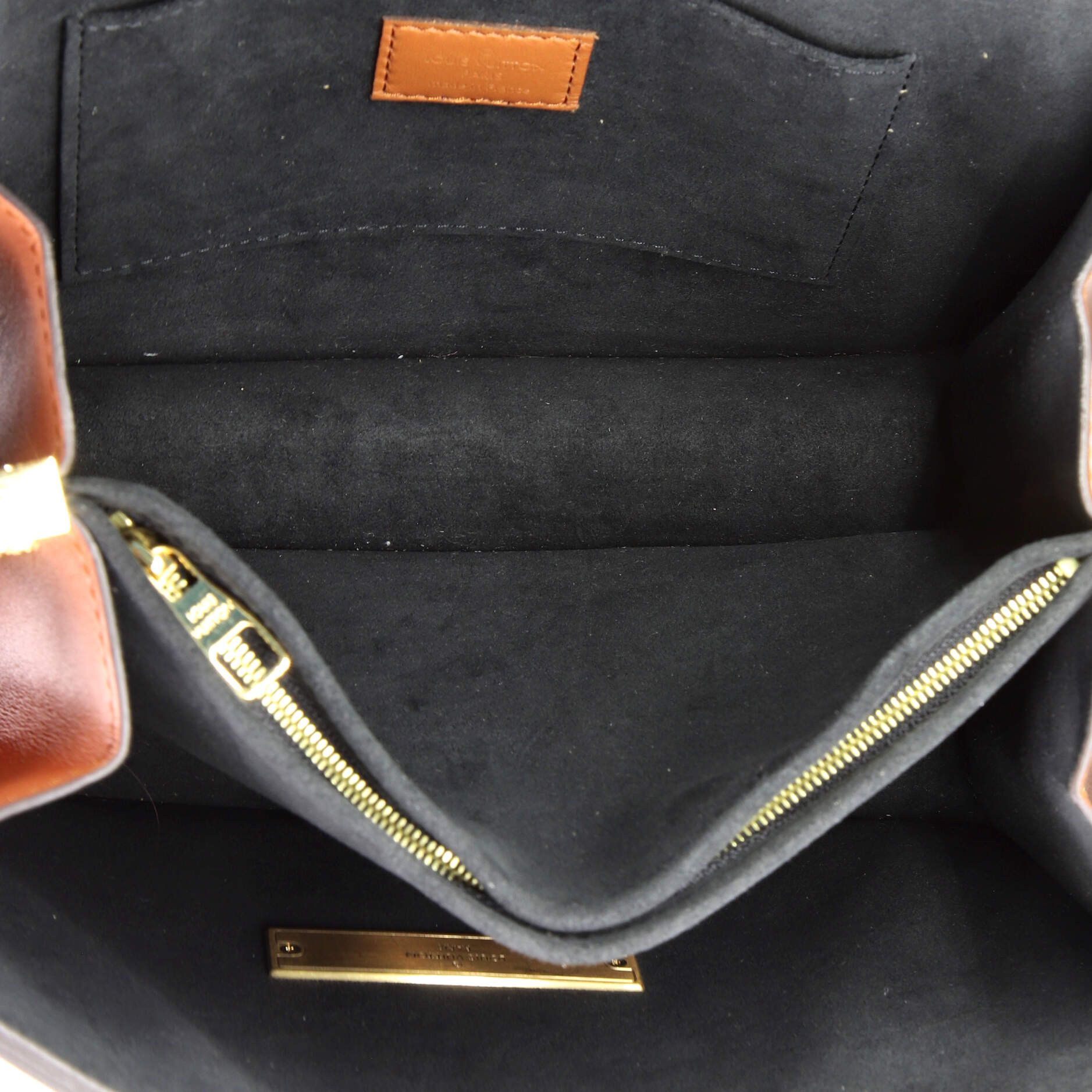 Louis Vuitton Dauphine Shoulder Bag Size ONE SIZE - 5 Thumbnail