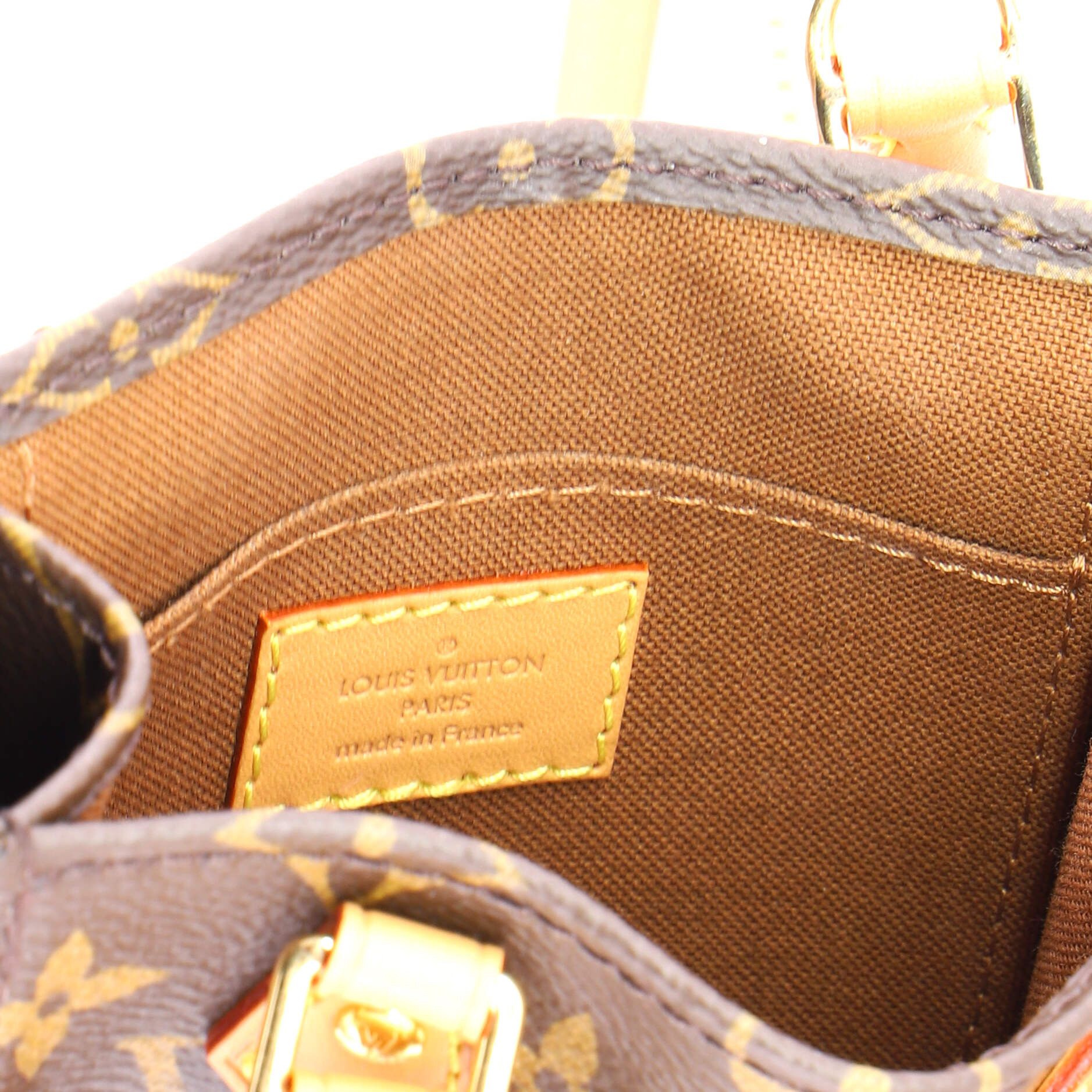 Louis Vuitton Petit Sac Plat Bag Size ONE SIZE - 6 Thumbnail