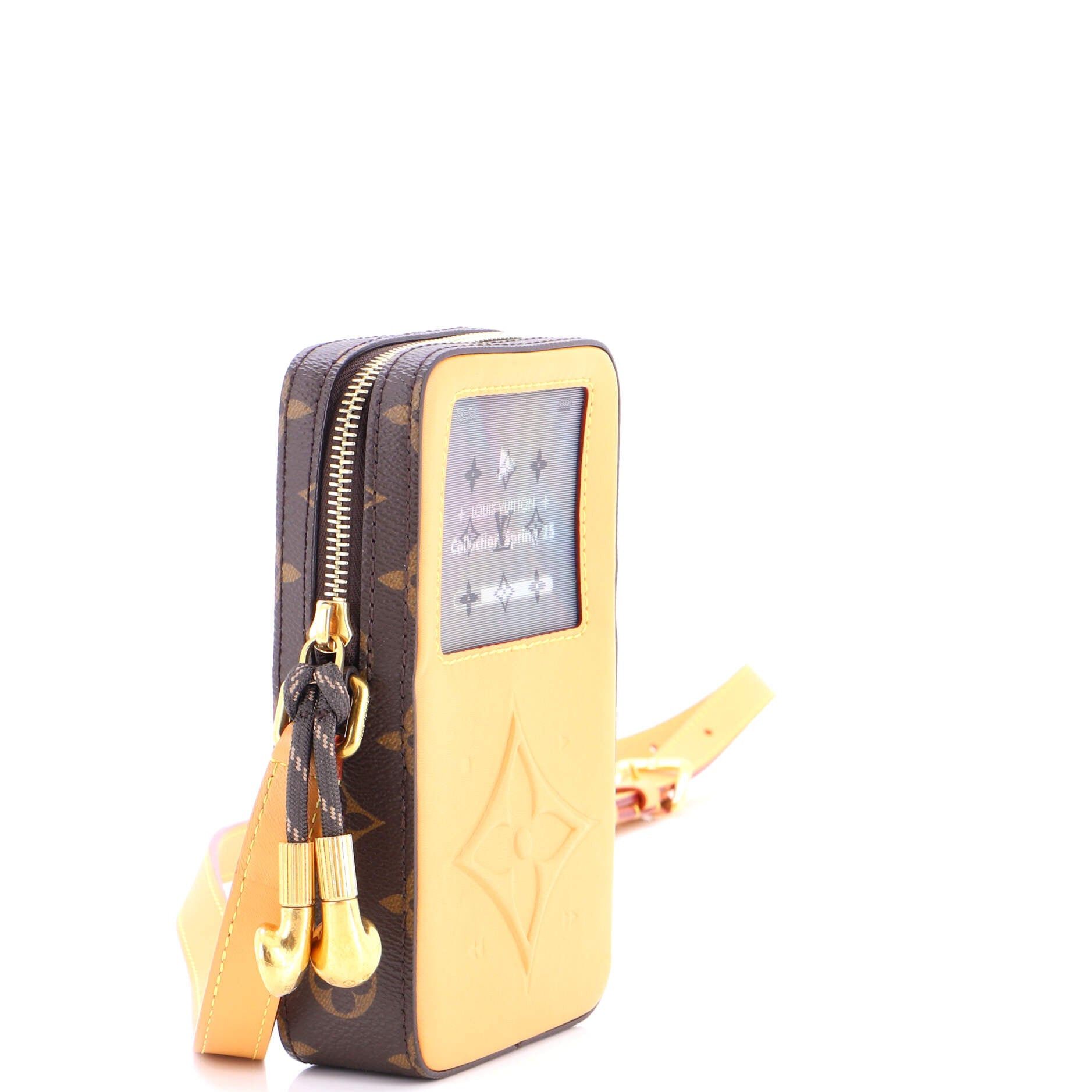 Louis Vuitton Music Player Wearable Wallet Size ONE SIZE - 2 Thumbnail