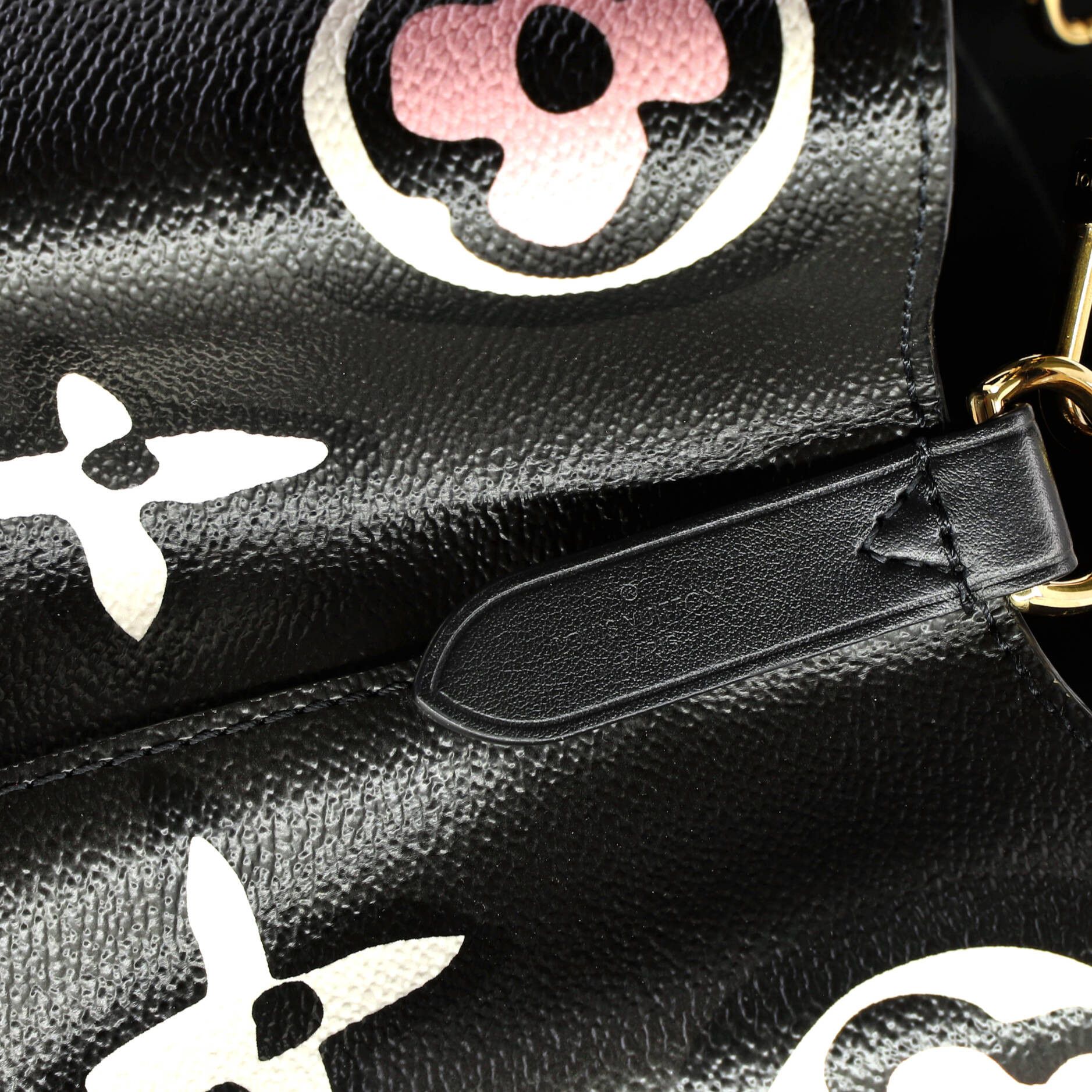 Louis Vuitton NeoNoe Handbag Size ONE SIZE - 6 Thumbnail