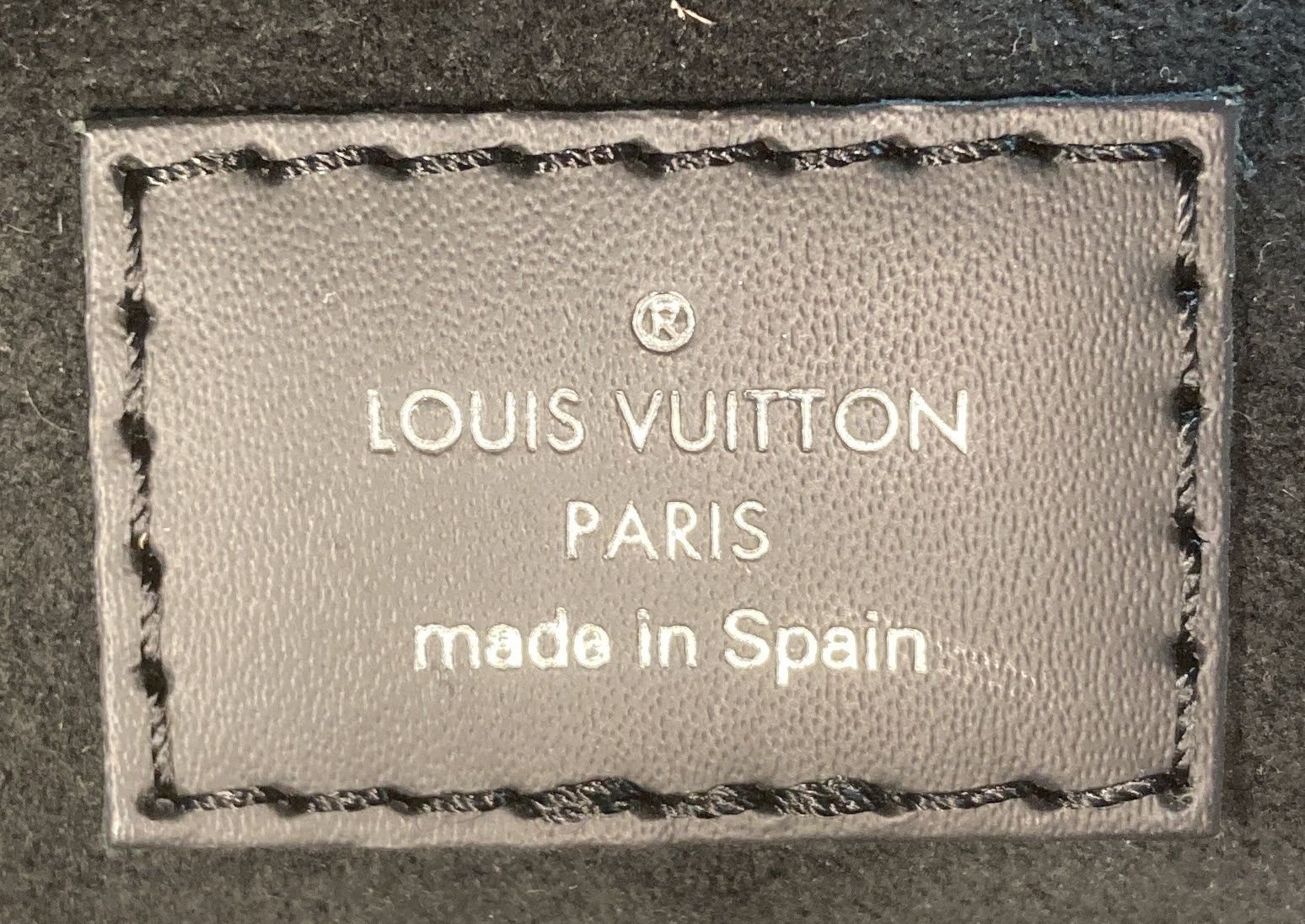 Louis Vuitton Petit Sac Plat Bag Size ONE SIZE - 8 Thumbnail
