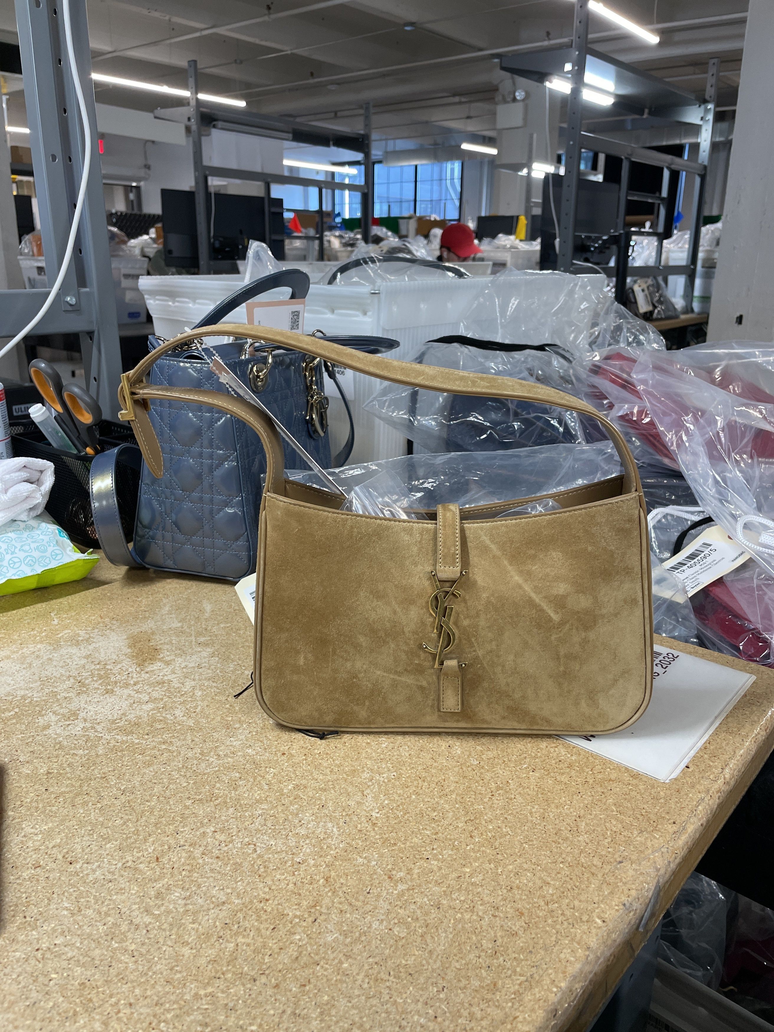 Saint Laurent Paris Le 5 a 7 Hobo Size ONE SIZE - 7 Thumbnail