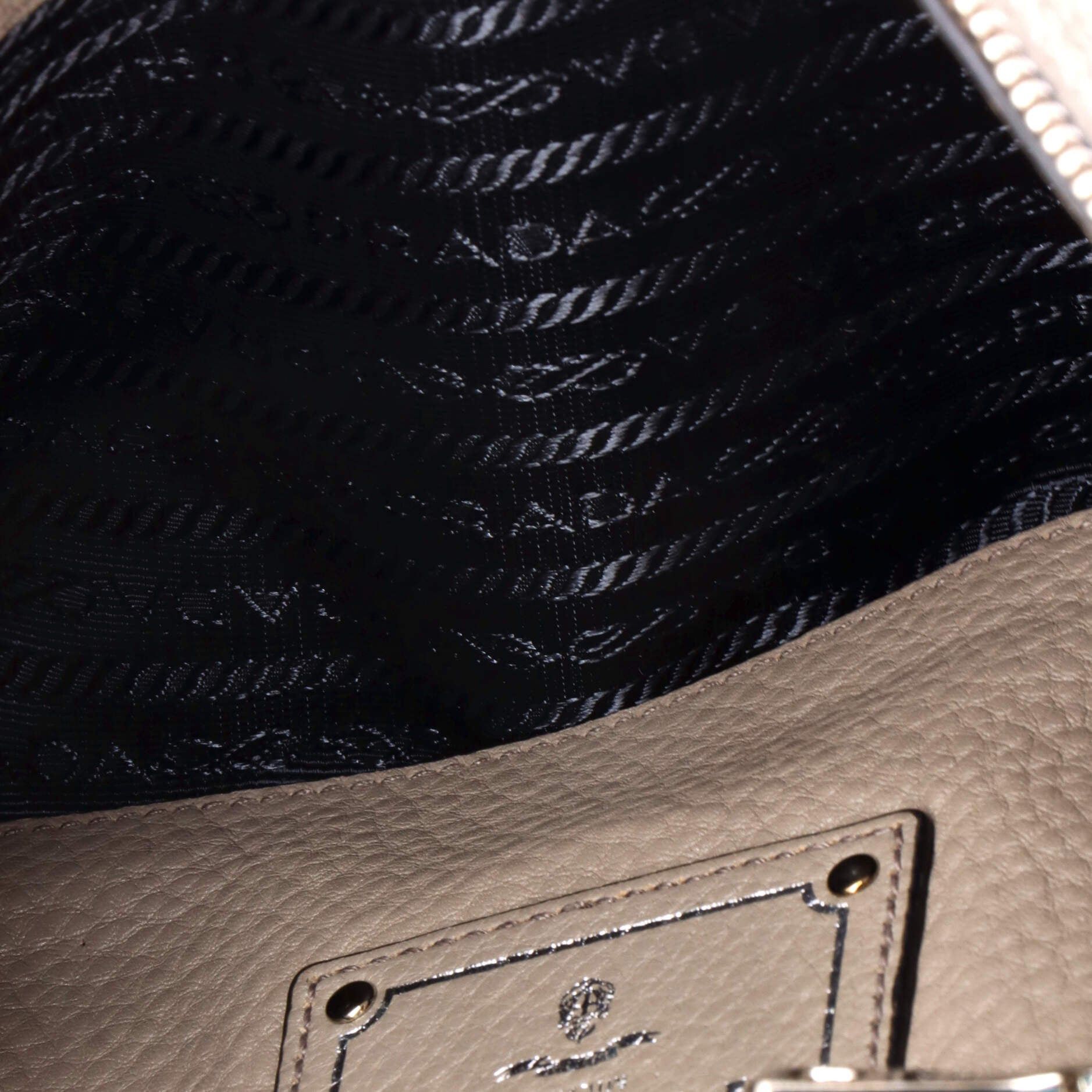 Prada Flat Zip Crossbody Bag Size ONE SIZE - 5 Thumbnail
