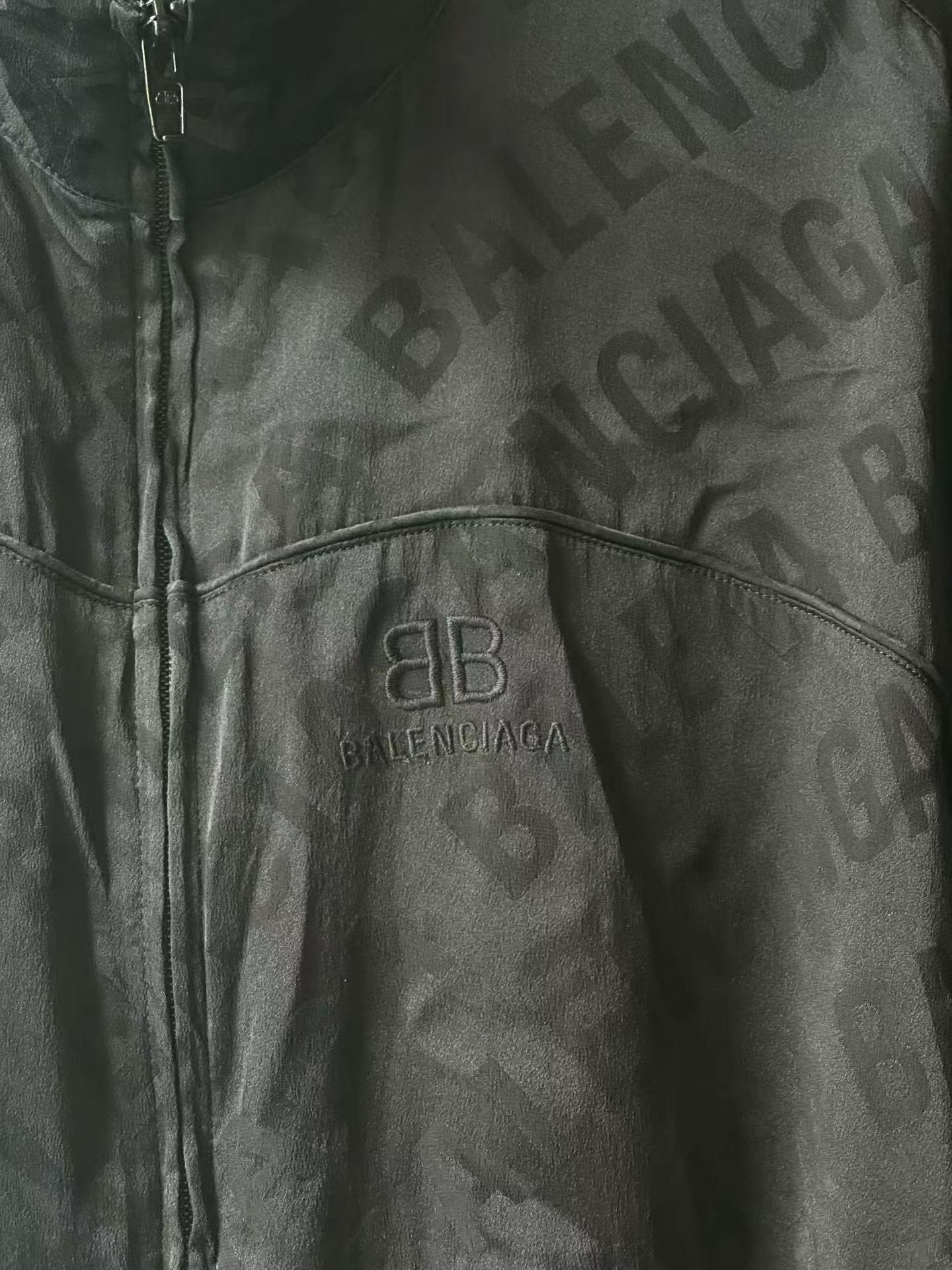 Balenciaga Balenciaga Dark Pattern Silk Jacket Size US M / EU 48-50 / 2 - 4 Thumbnail