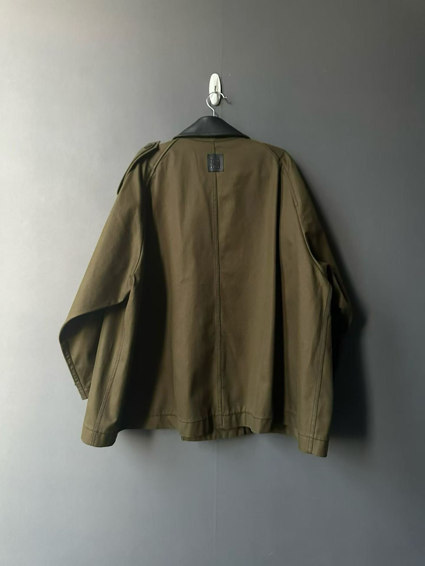 Loewe Loewe Khaki Green Leather Patch Jacket Size US M / EU 48-50 / 2 - 2 Thumbnail