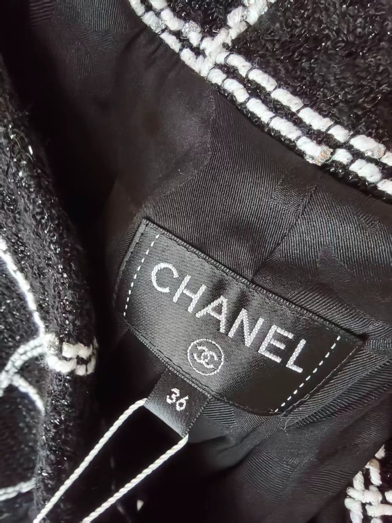 Chanel Chanel Checkered Cropped Pants Size 32" / US 10 / IT 46 - 3 Thumbnail