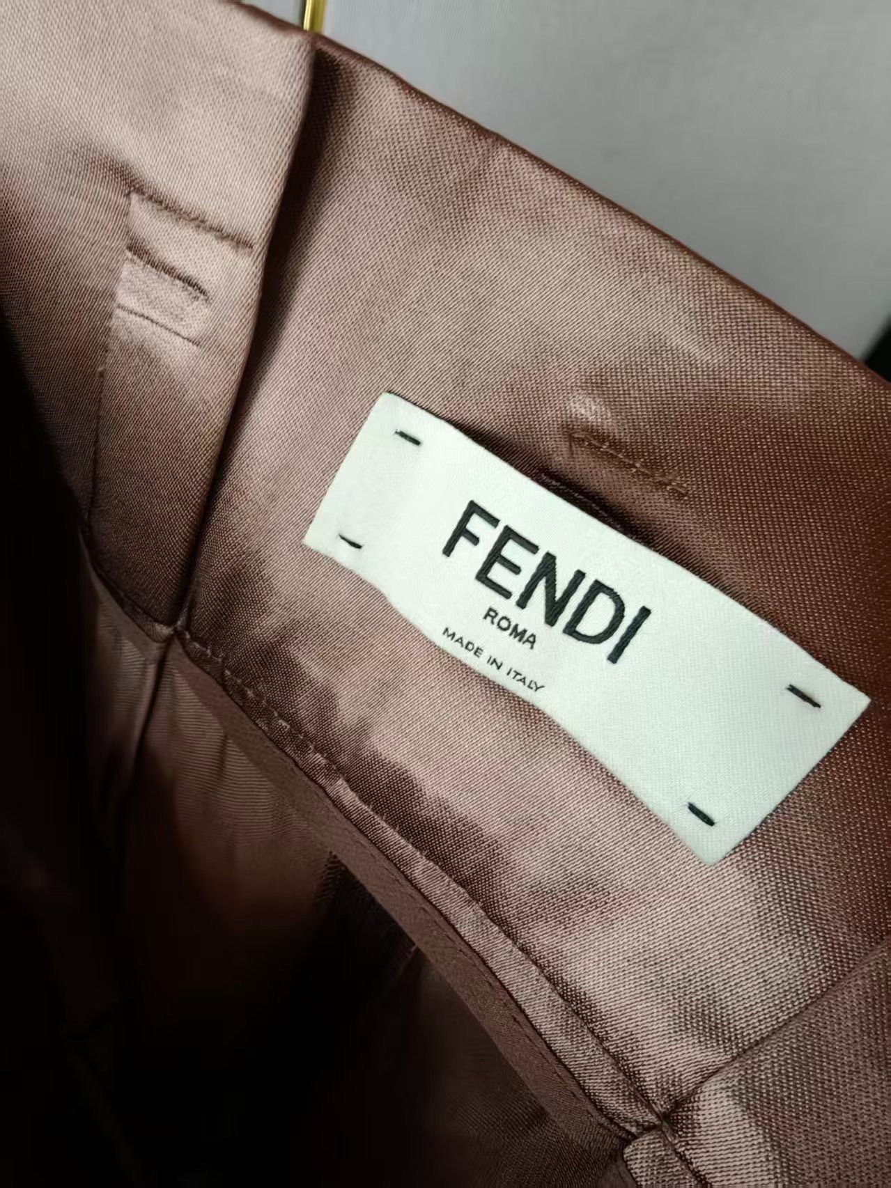 Fendi Fendi Short Authentic Brown Size 30" / US 8 / IT 44 - 3 Thumbnail
