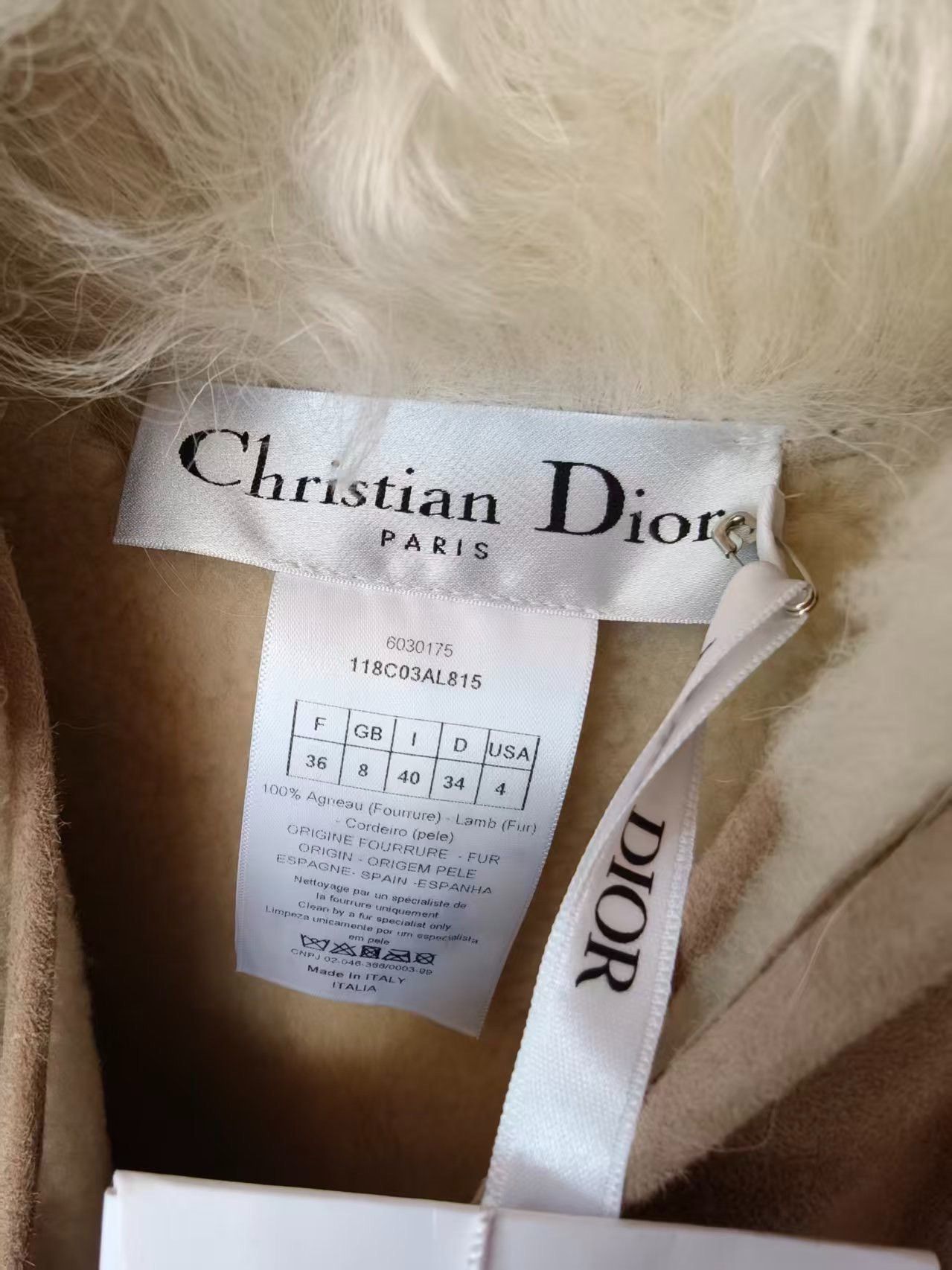 Dior Dior Beige Fur Collar Fringe Cape Size M / US 6-8 / IT 42-44 - 4 Thumbnail