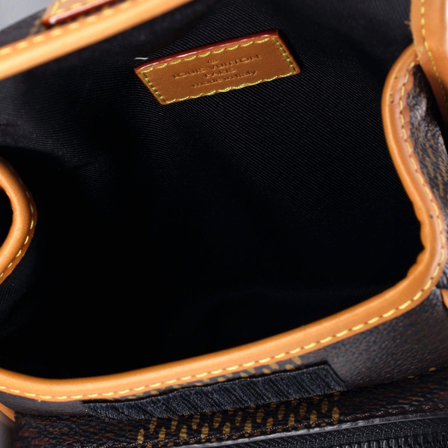 Louis Vuitton Nigo Amazone Messenger Bag Size ONE SIZE - 5 Thumbnail