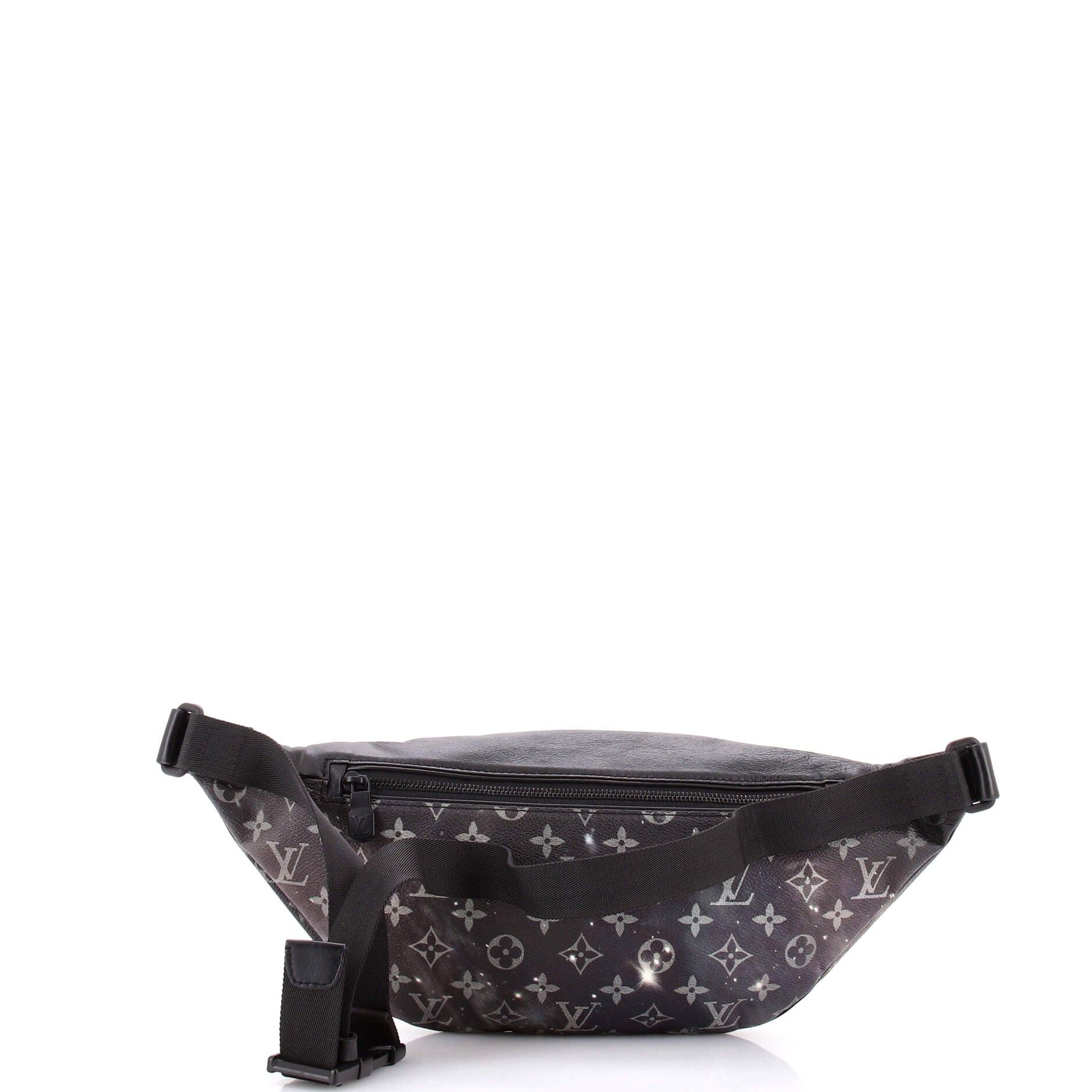 Louis Vuitton Discovery Bumbag Size ONE SIZE - 3 Thumbnail