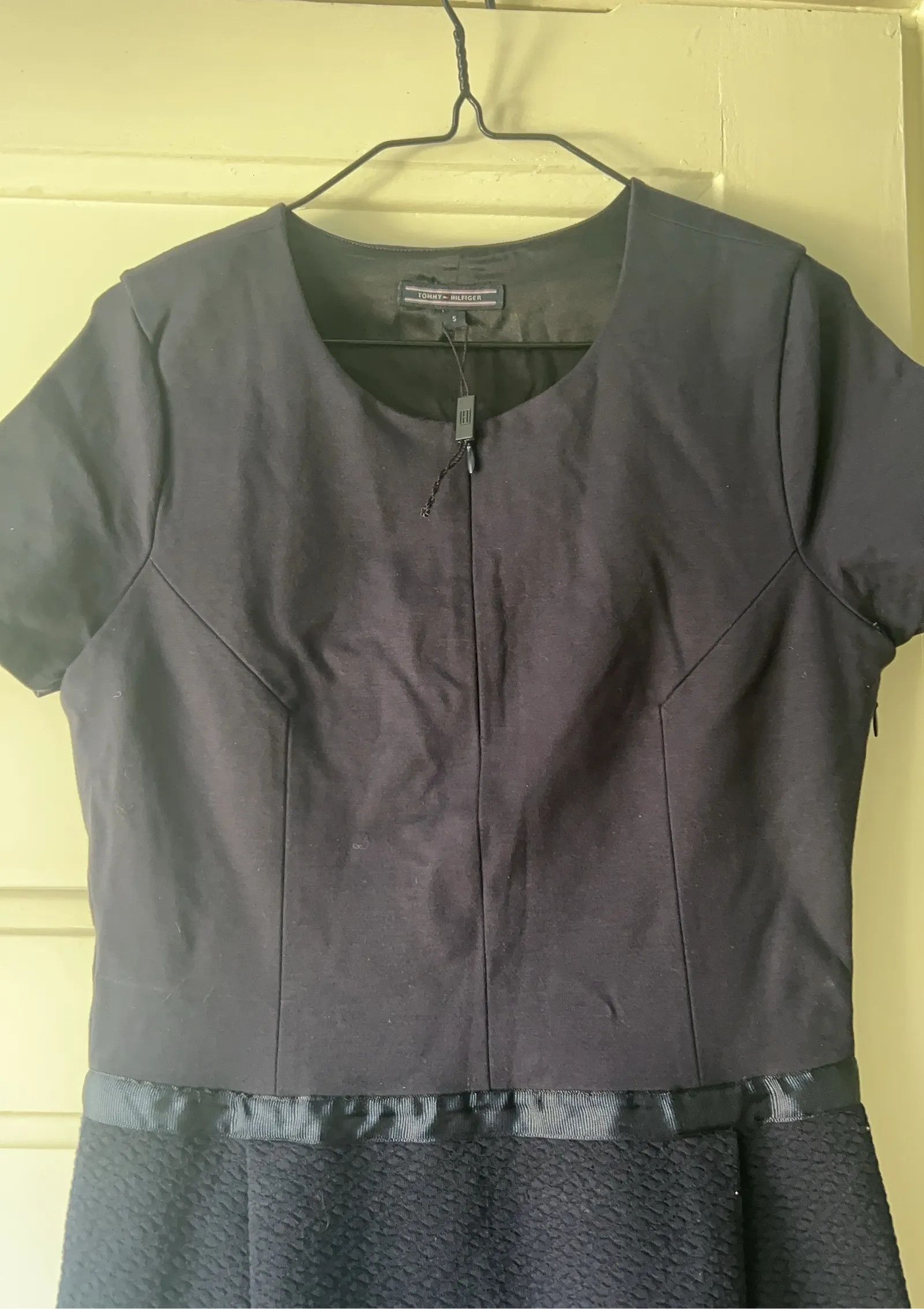 Tommy Hilfiger Tommy Hilfiger Dress Size S / US 4 / IT 40 - 2 Thumbnail