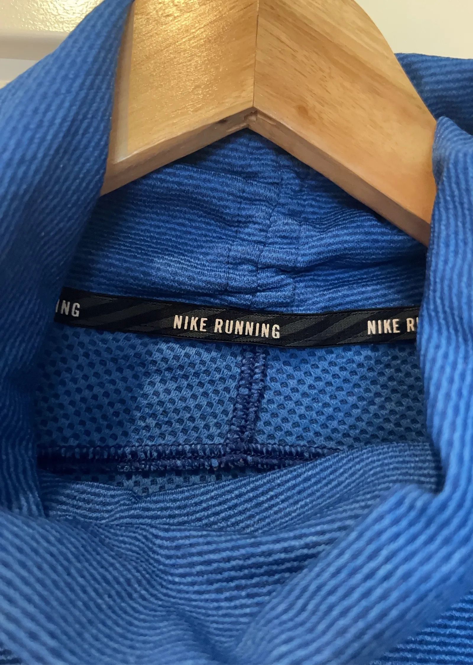 Nike Nike Sweater Size M / US 6-8 / IT 42-44 - 4 Thumbnail