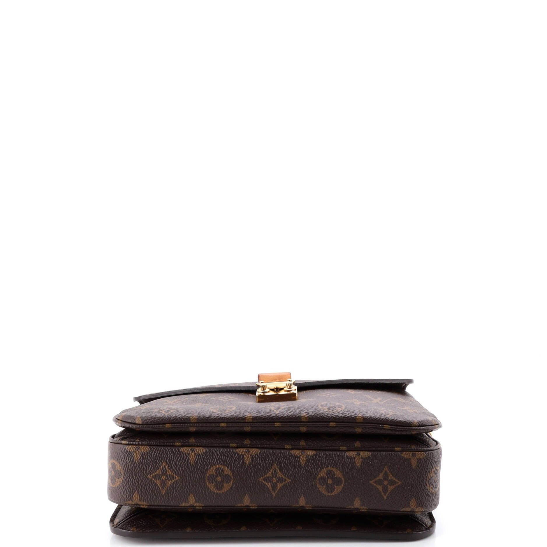 Louis Vuitton Pochette Metis Size ONE SIZE - 4 Thumbnail
