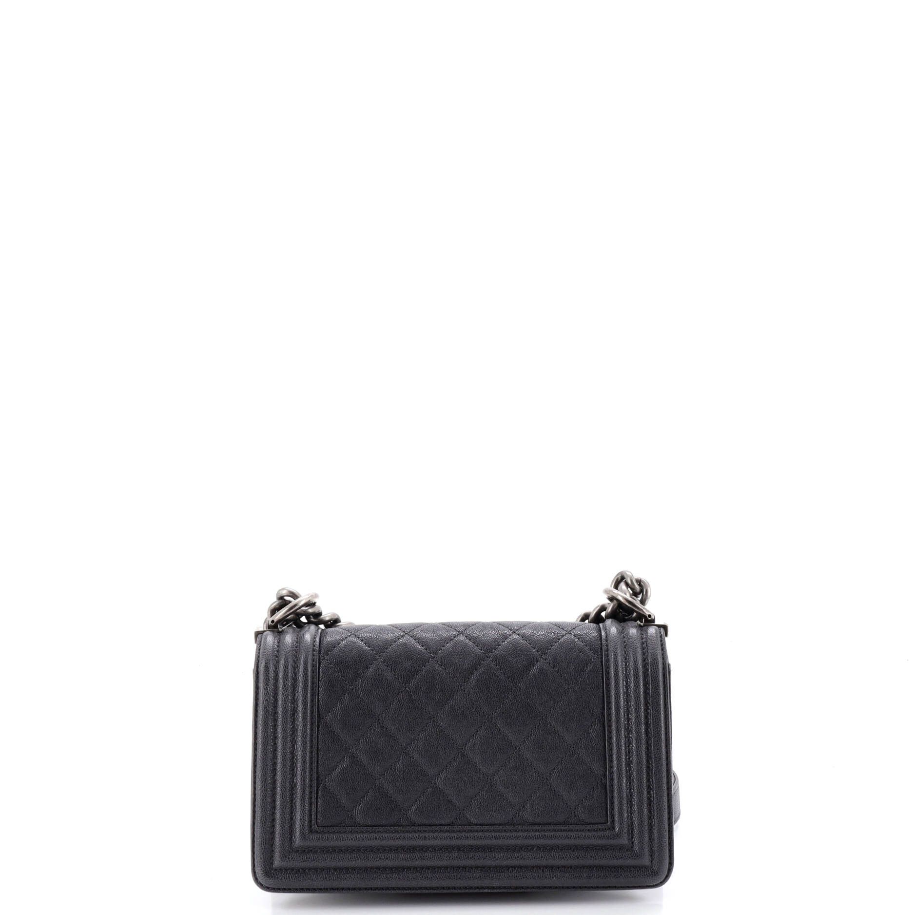 Chanel Boy Flap Bag Size ONE SIZE - 4 Thumbnail