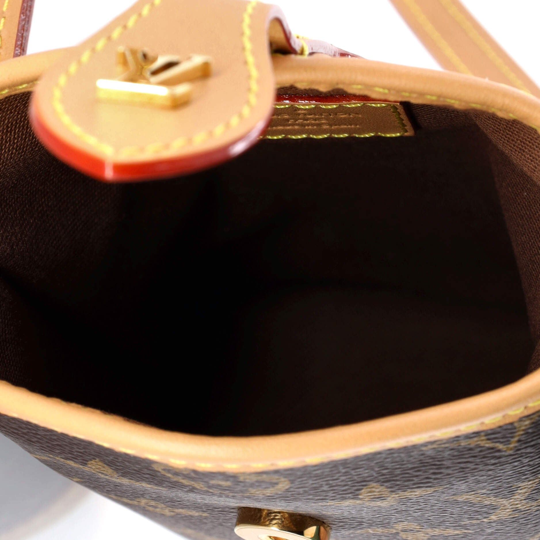 Louis Vuitton Fold Me Pouch Size ONE SIZE - 5 Thumbnail